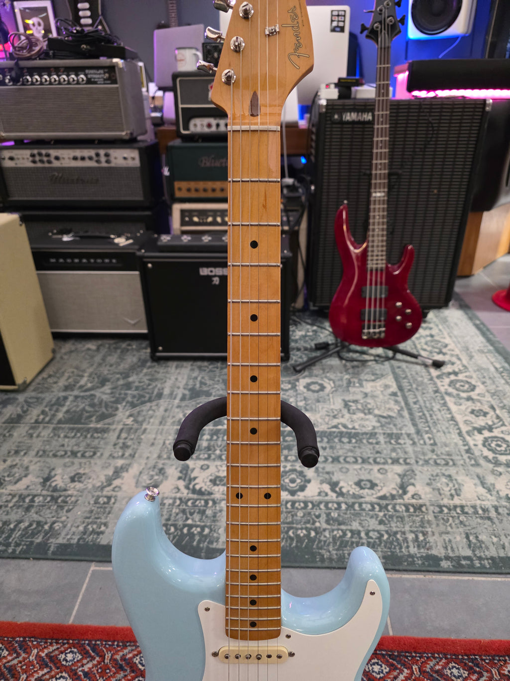 Fender Vintera 50s Strat Mod Daphne Blue