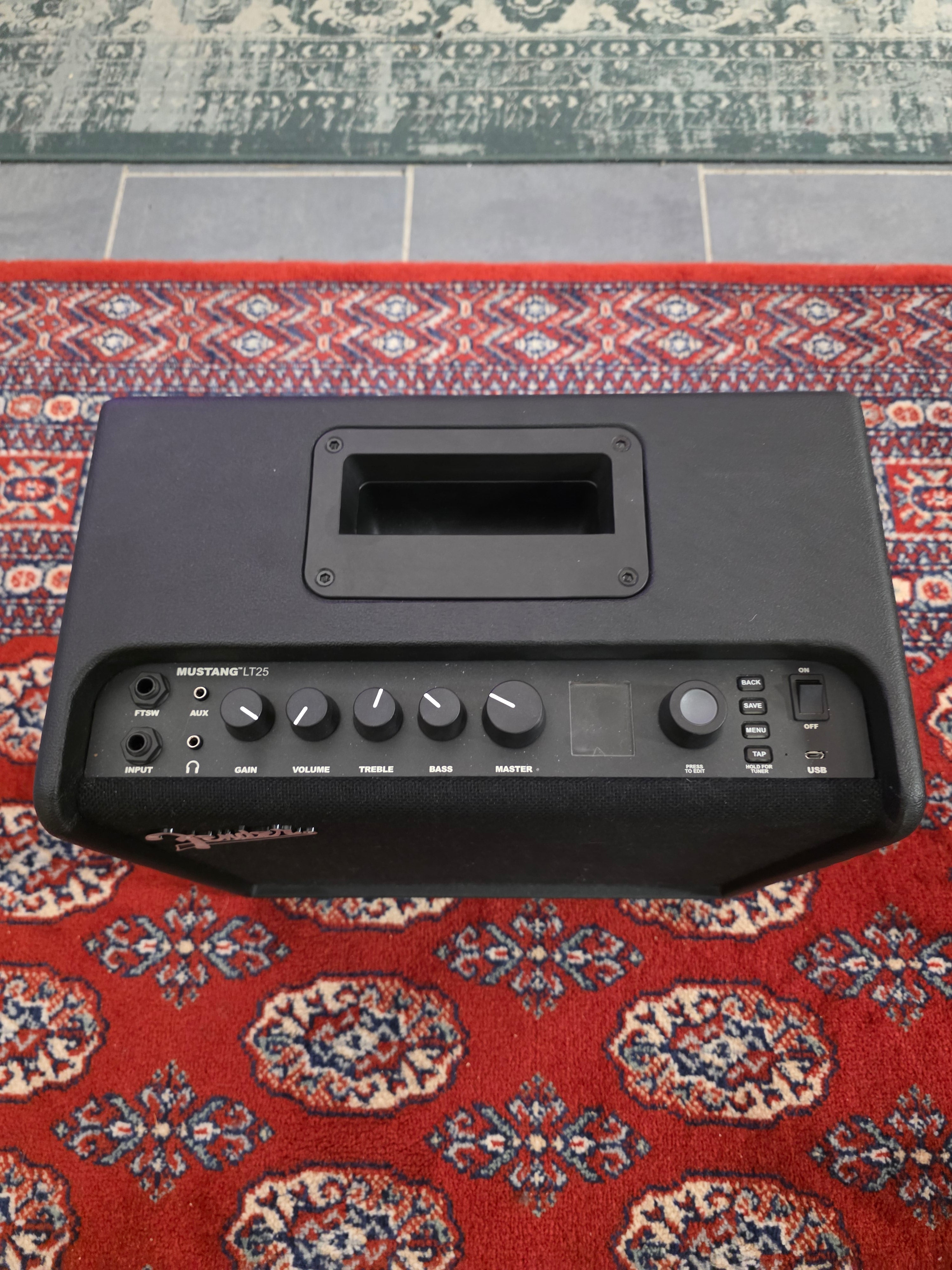Fender Mustang LT25