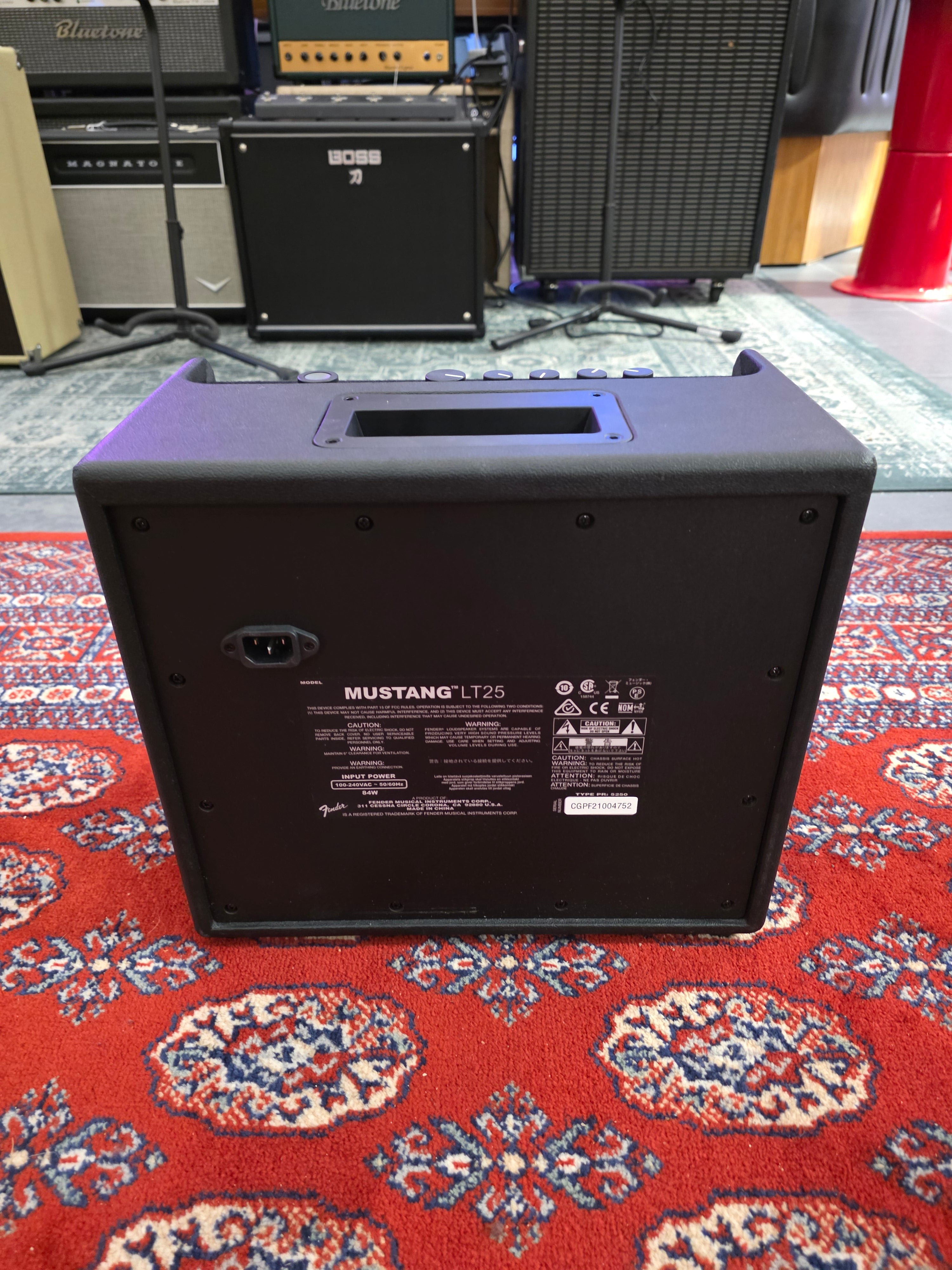 Fender Mustang LT25