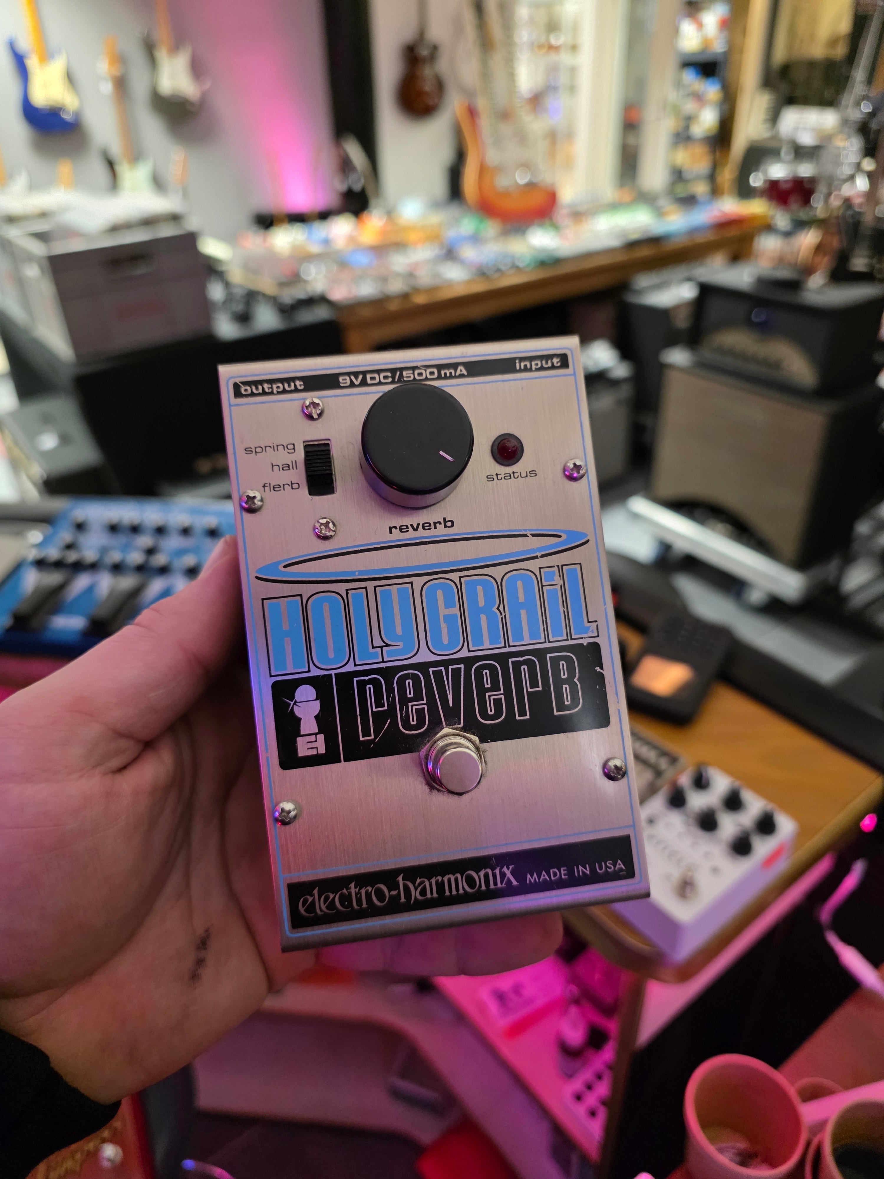 Electro-Harmonix Holy Grail V1