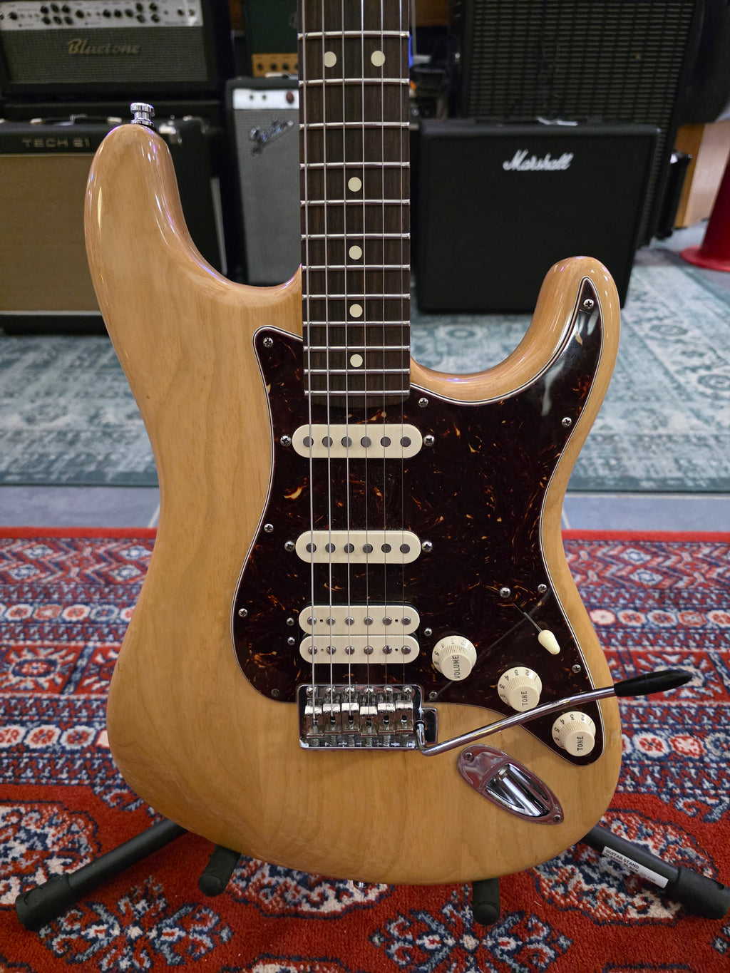Fender FSR American Special Stratocaster HSS Ash 2012