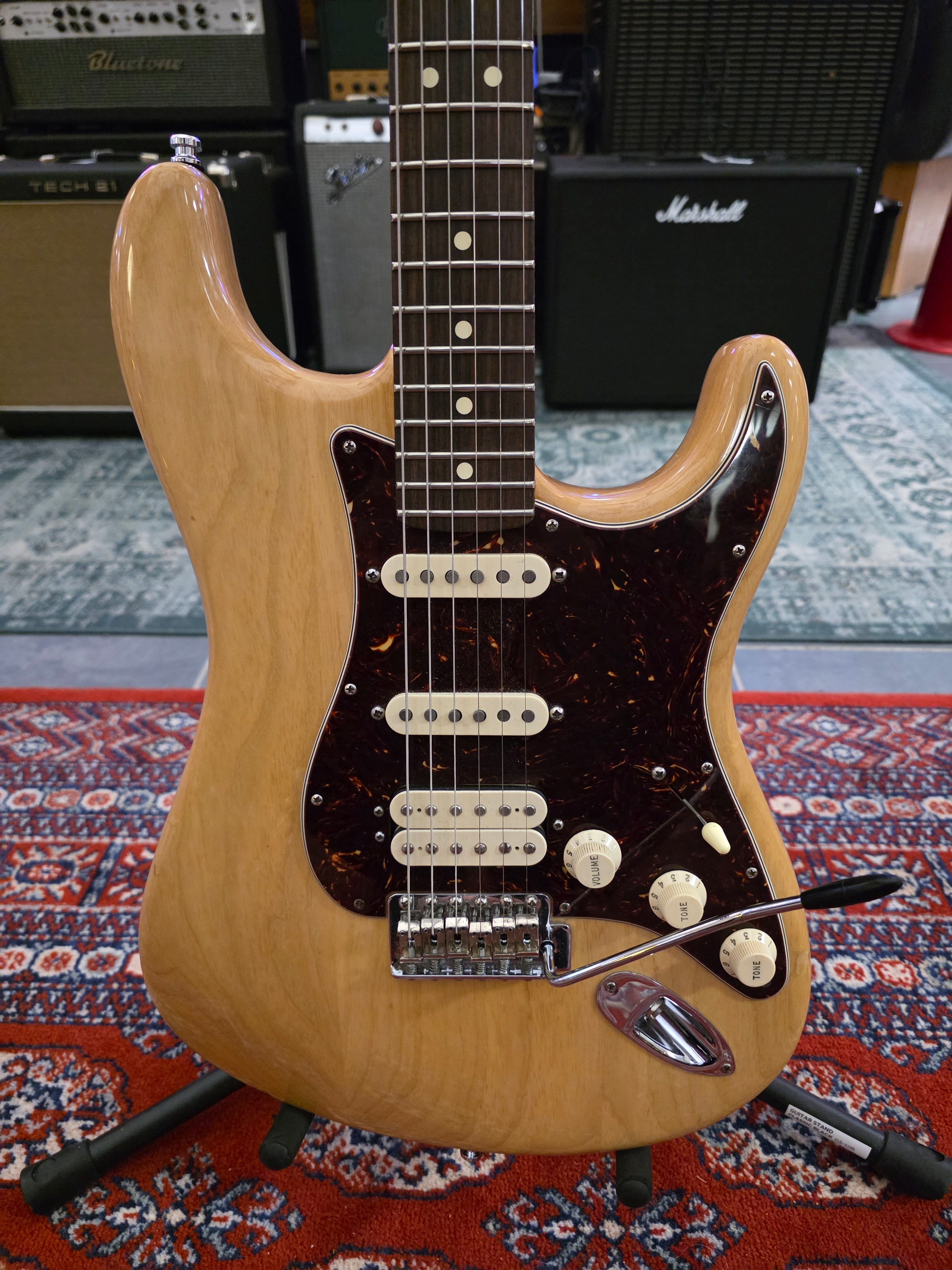 Fender FSR American Special Stratocaster HSS Ash 2012