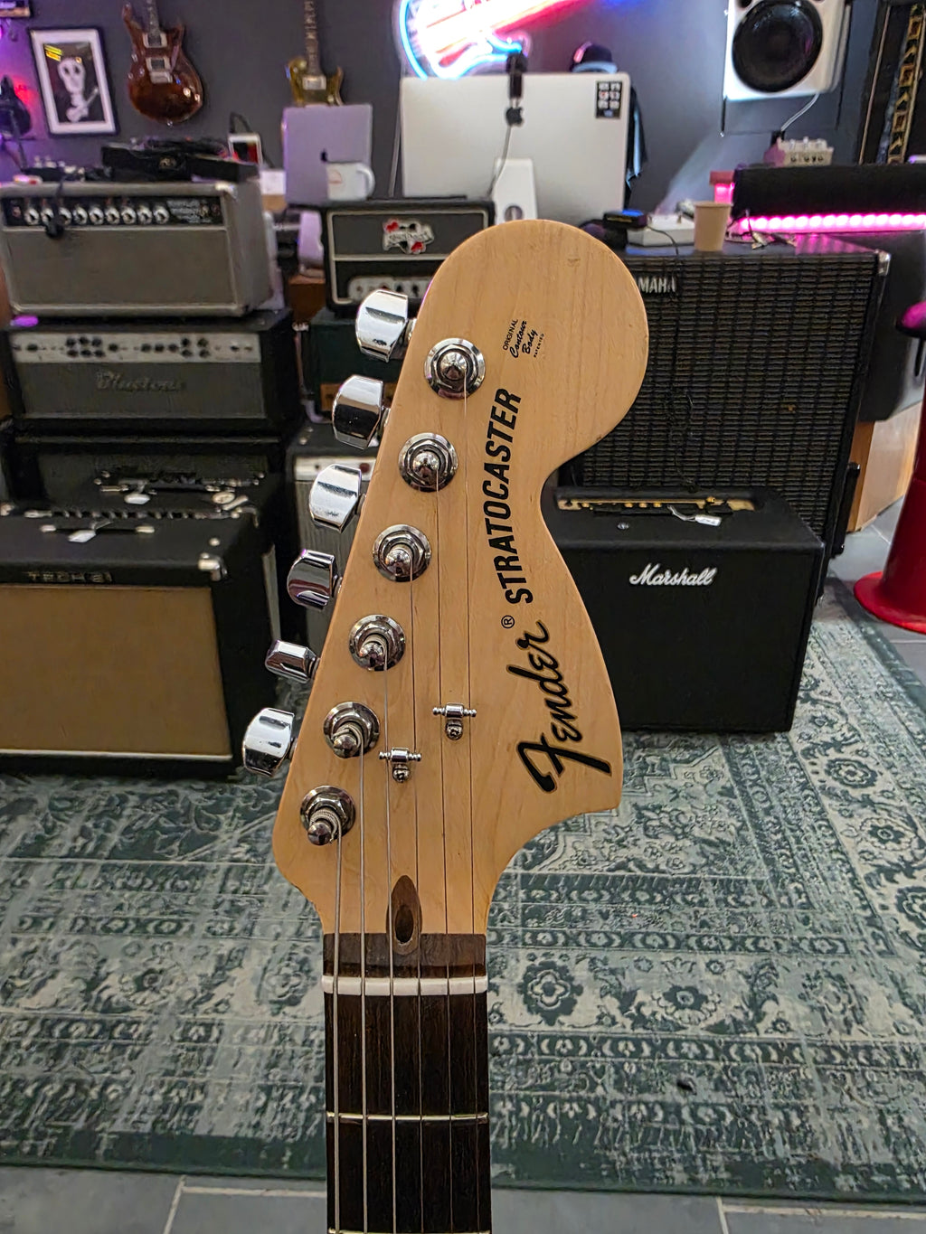 Fender FSR American Special Stratocaster HSS Ash 2012