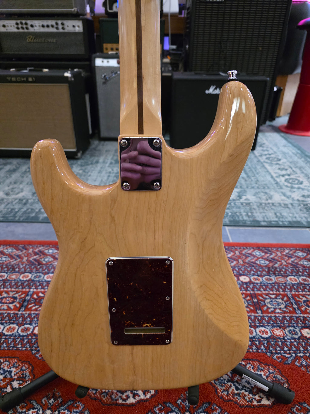 Fender FSR American Special Stratocaster HSS Ash 2012
