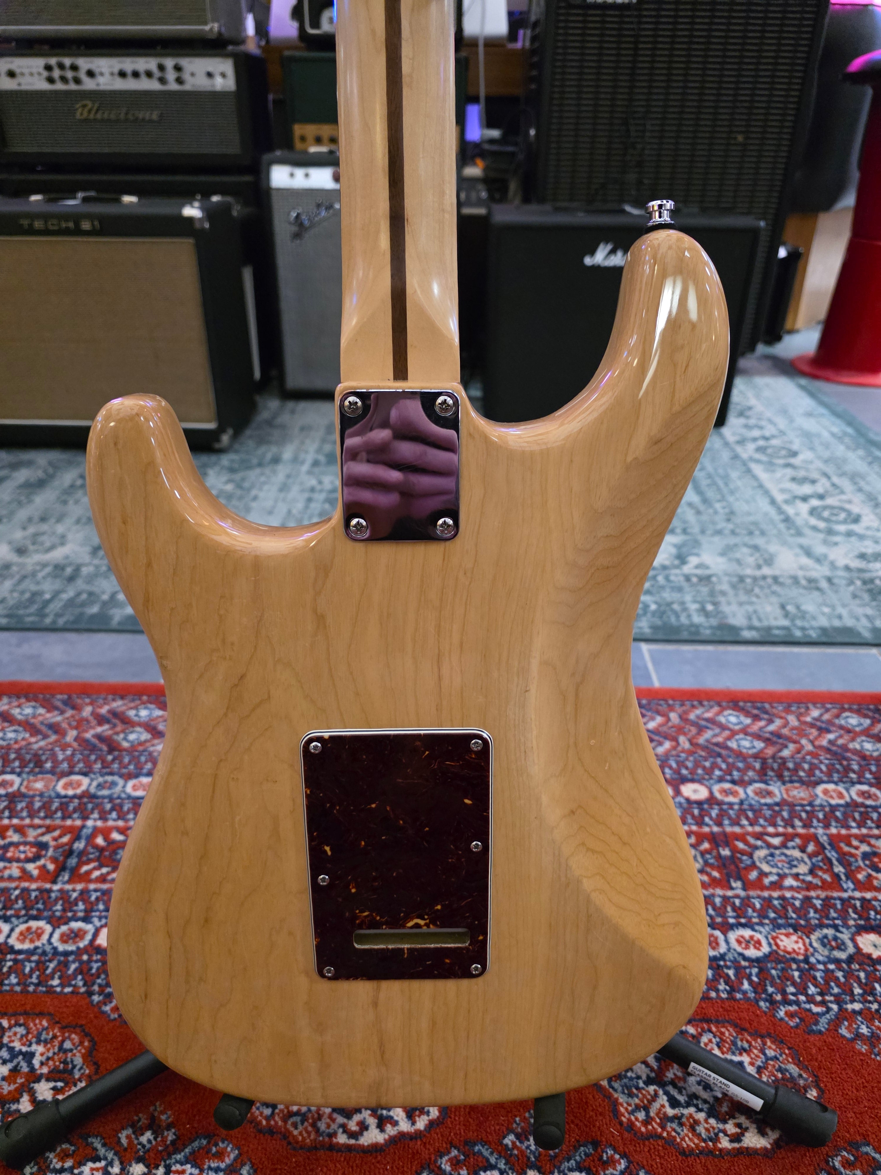 Fender FSR American Special Stratocaster HSS Ash 2012