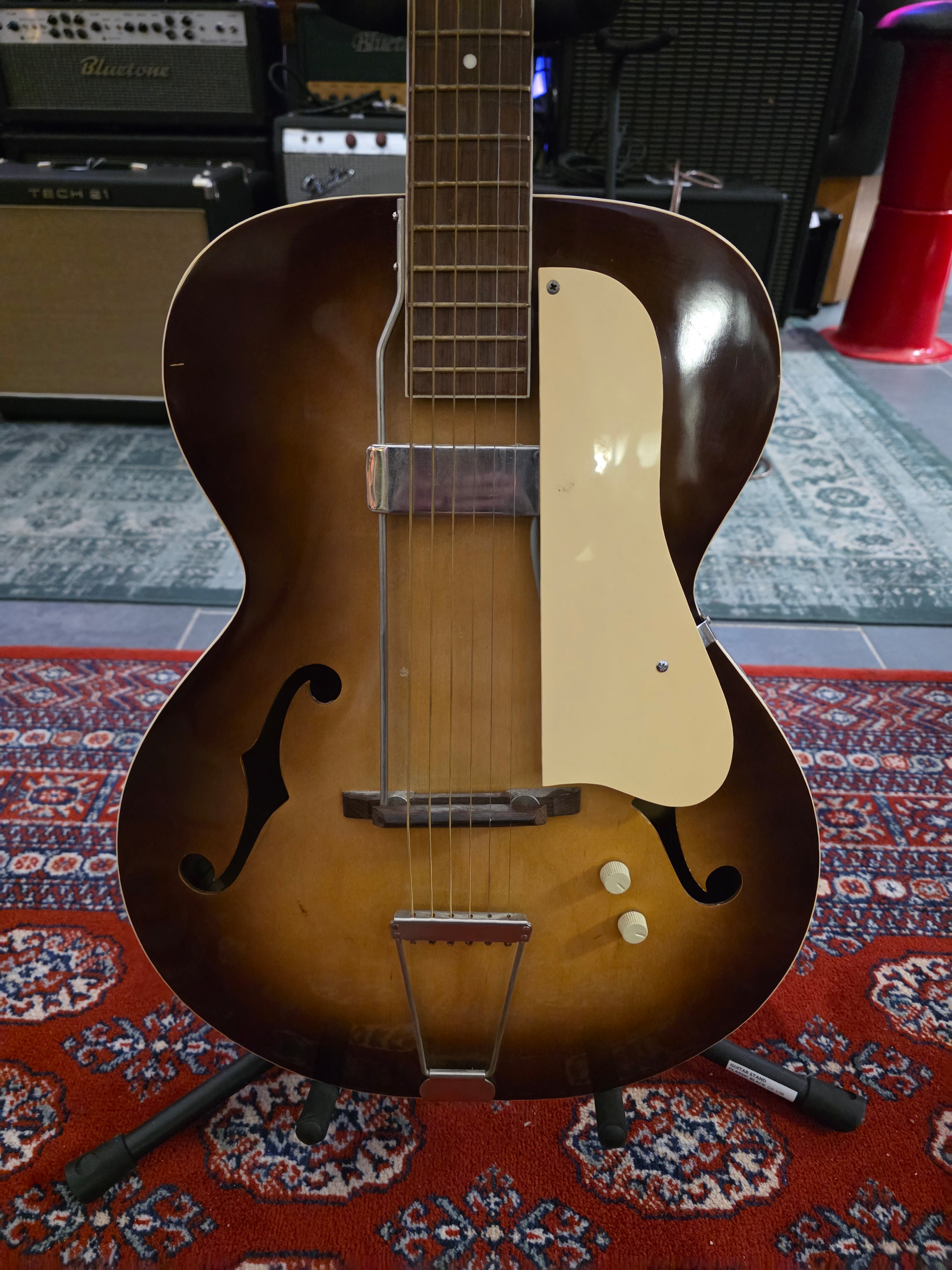 Kay / Silvertone P4 1950s w/ Argonne Floating Jazz Pickup