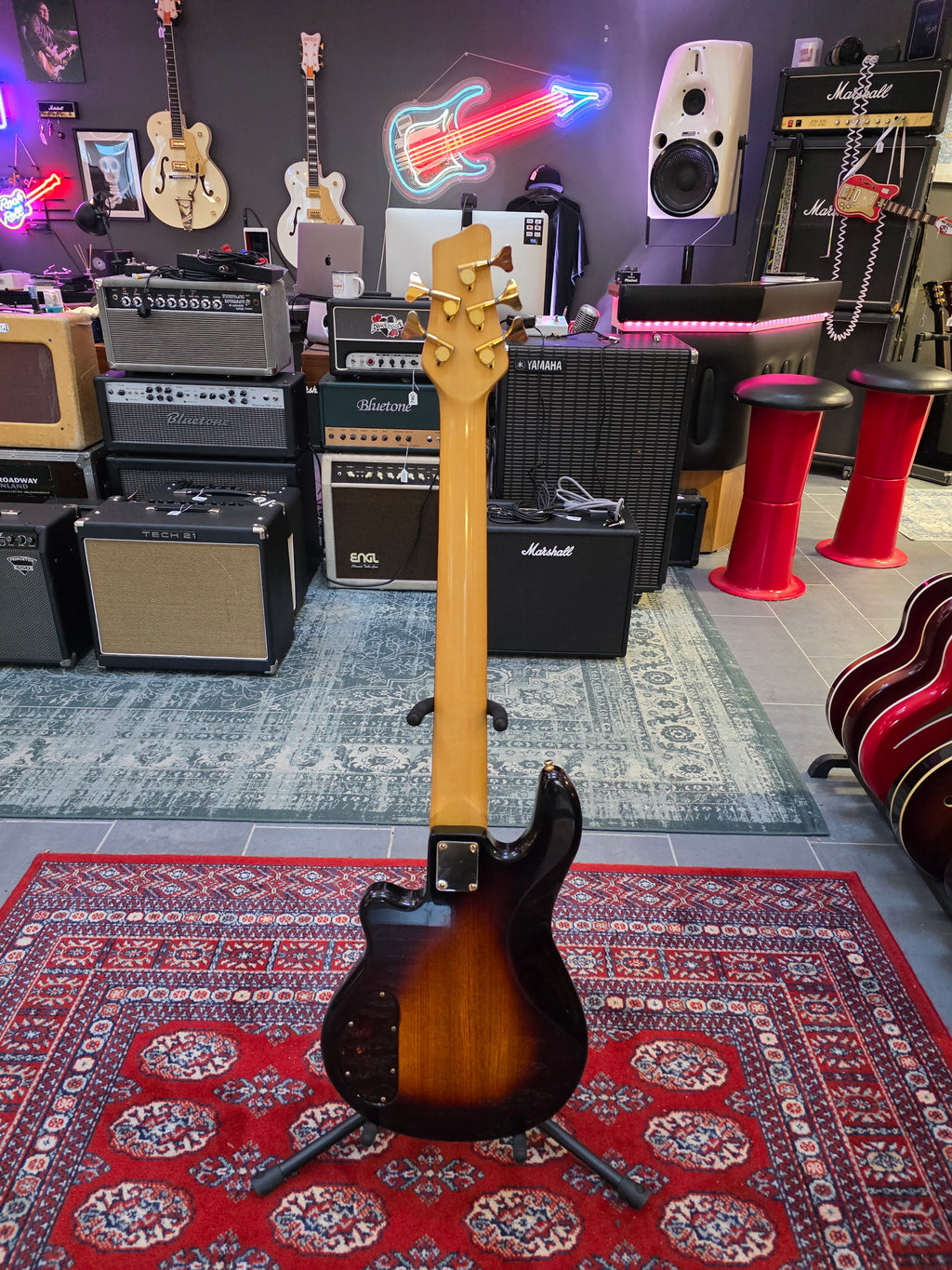 Neviart 5-String Bass