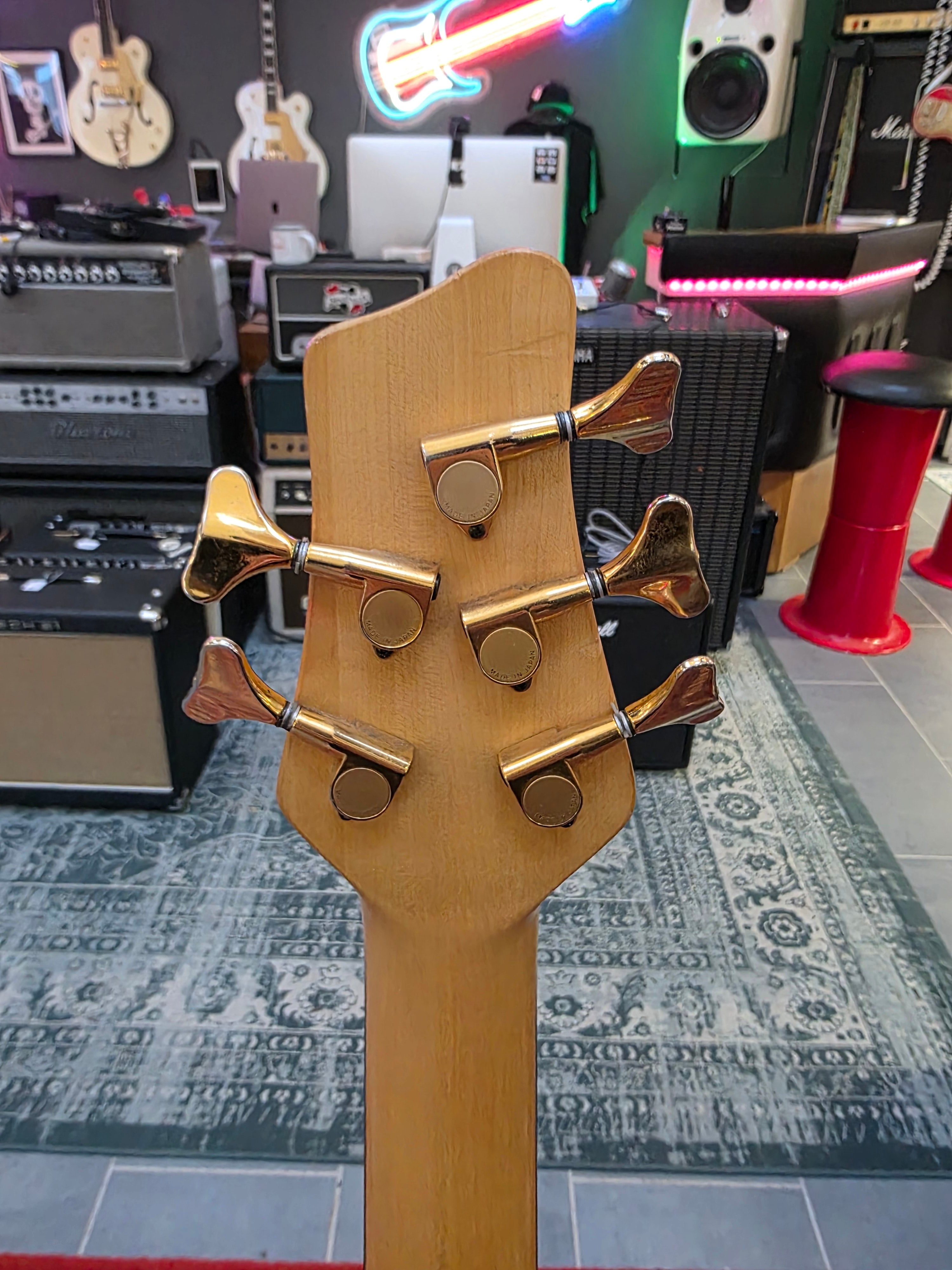 Neviart 5-String Bass
