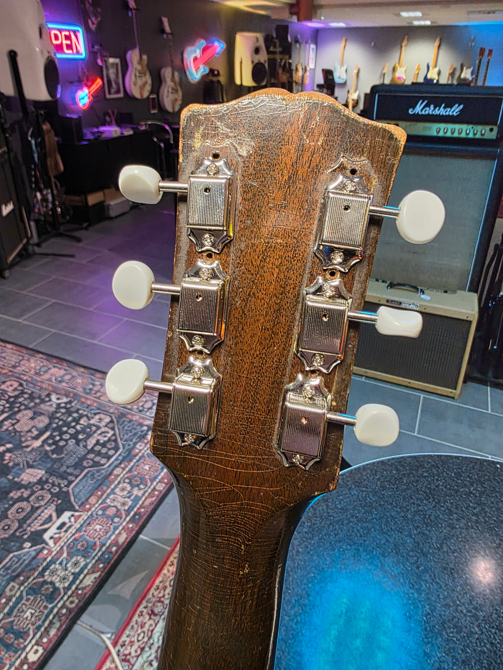 Gibson LG-2 1950