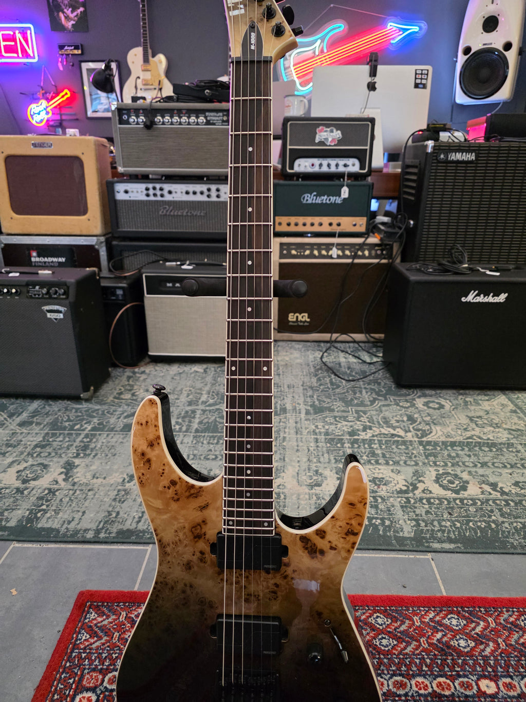 ESP LTD M-1000HT Deluxe Black Fade