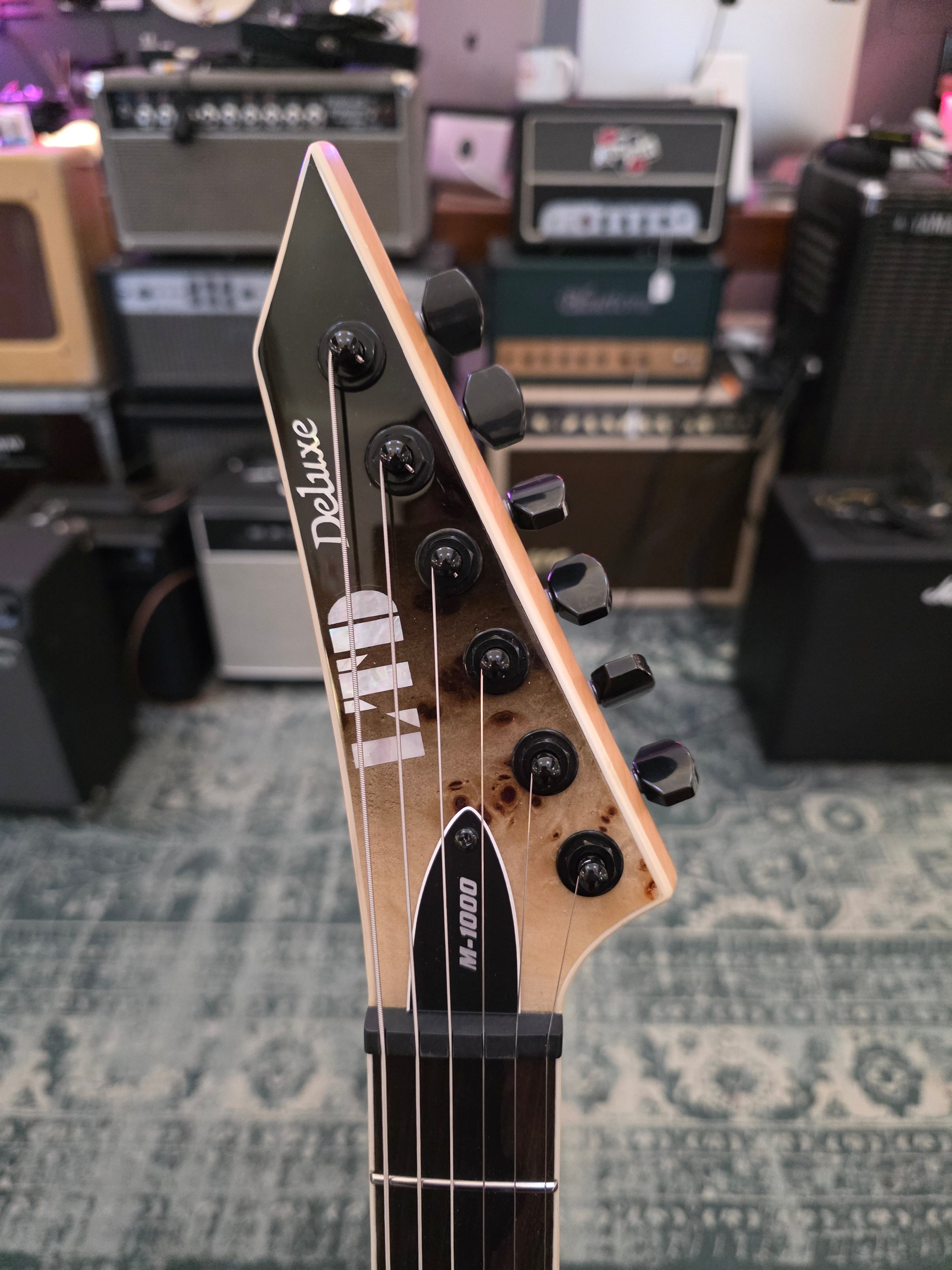 ESP LTD M-1000HT Deluxe Black Fade