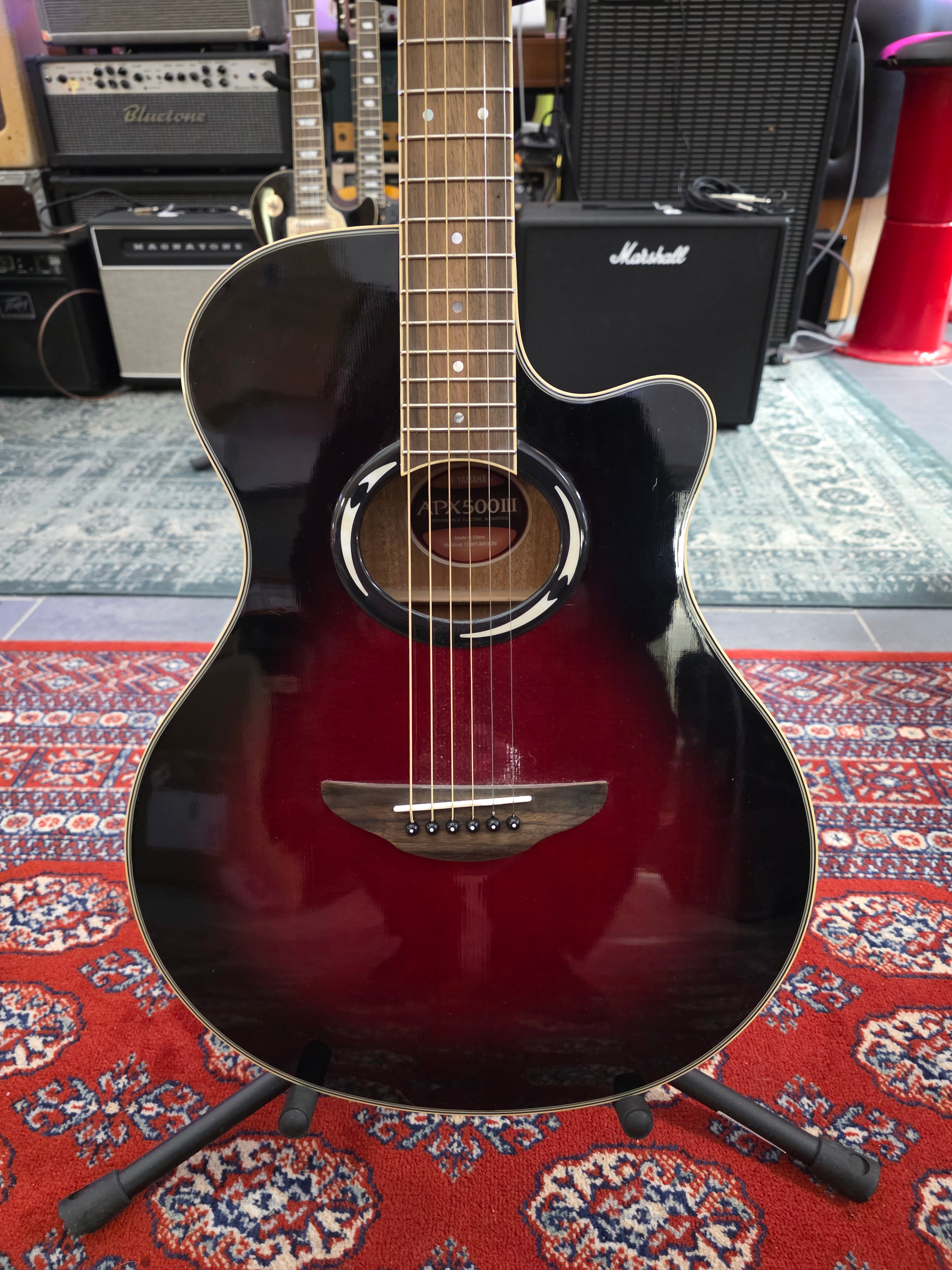 Yamaha APX500 III