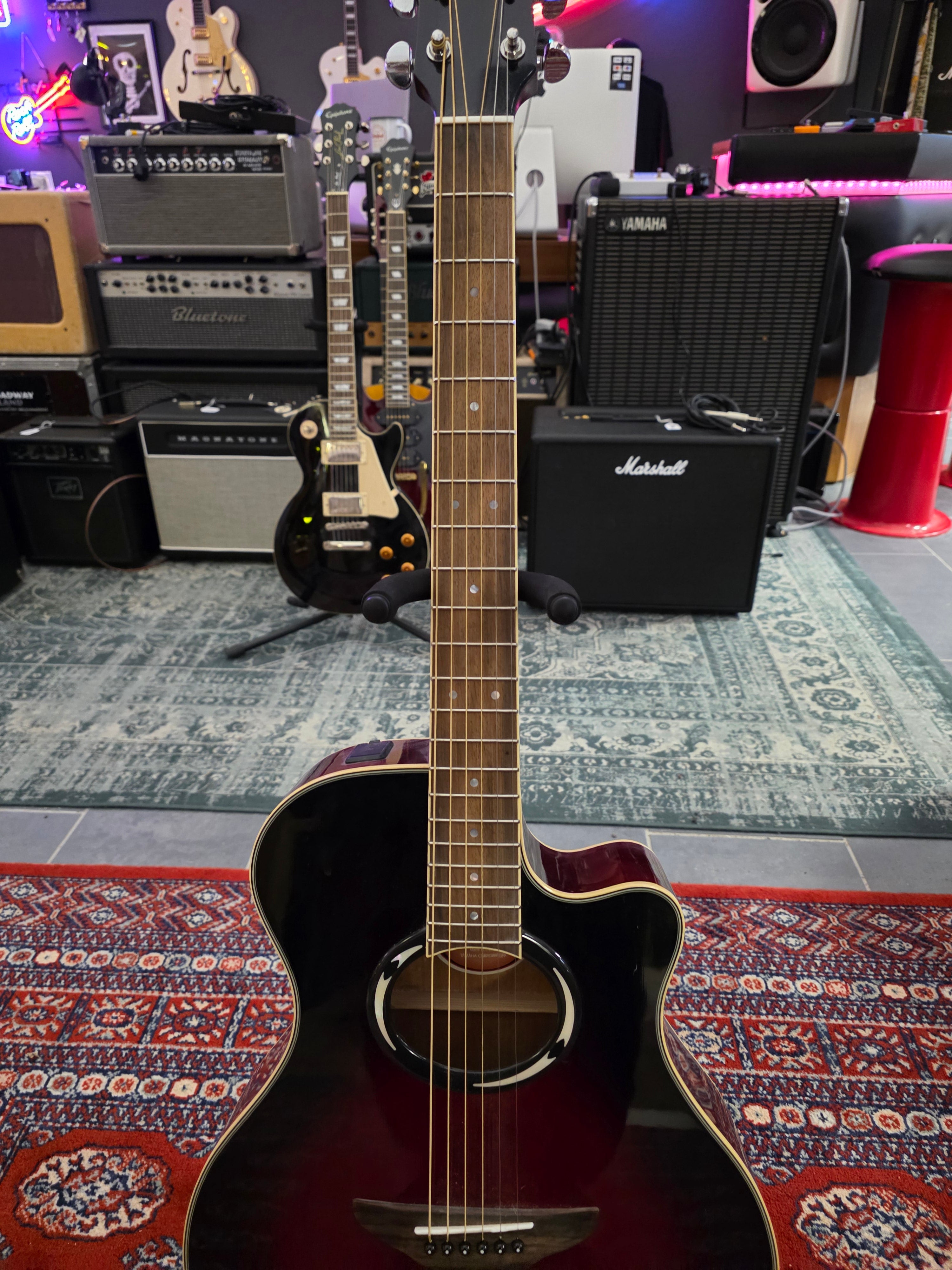 Yamaha APX500 III