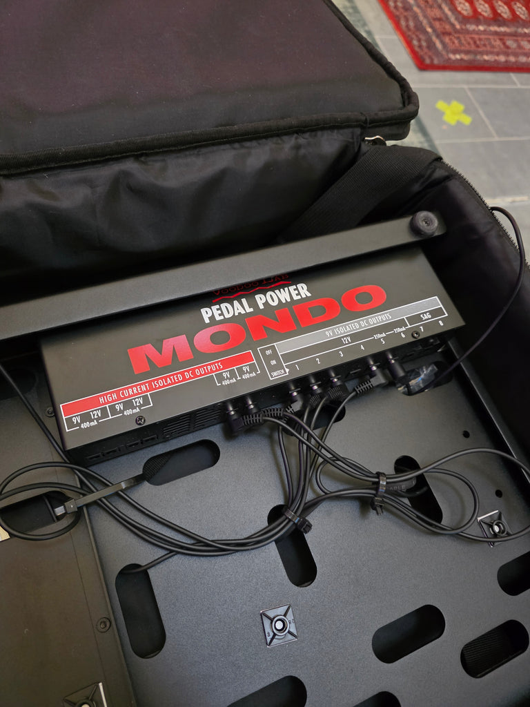 Voodoo Lab Dingbat Medium 55x35 w/ Pedal Power Mondo – Tonefest