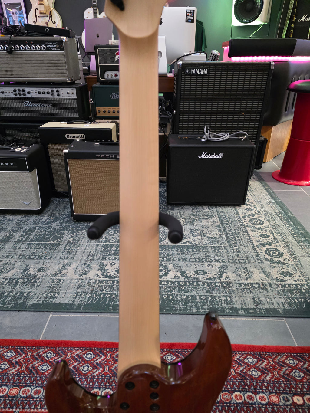 Schecter C-7 Pro