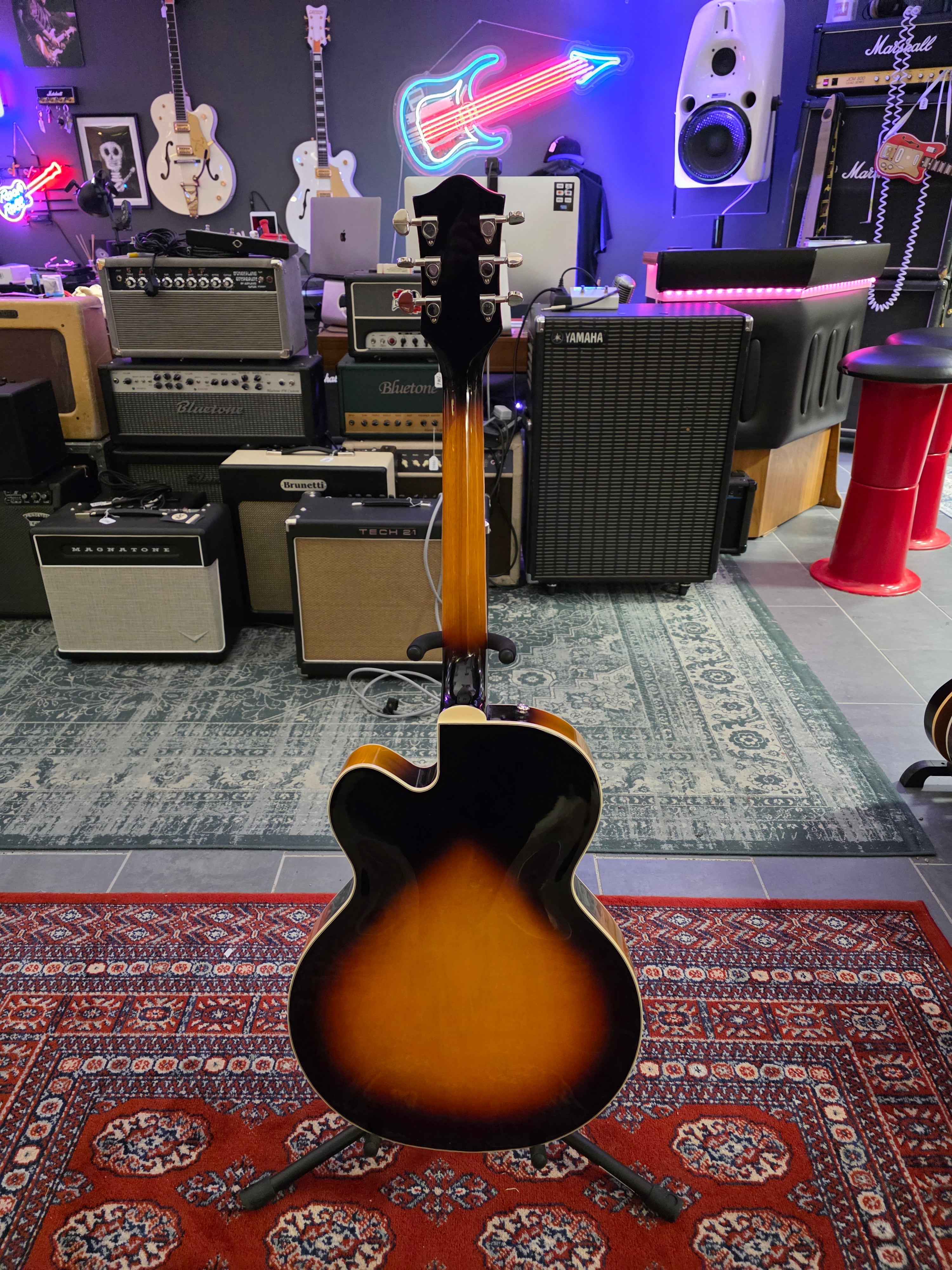 Gretsch Streamliner G2420 Aged Brooklyn Burst