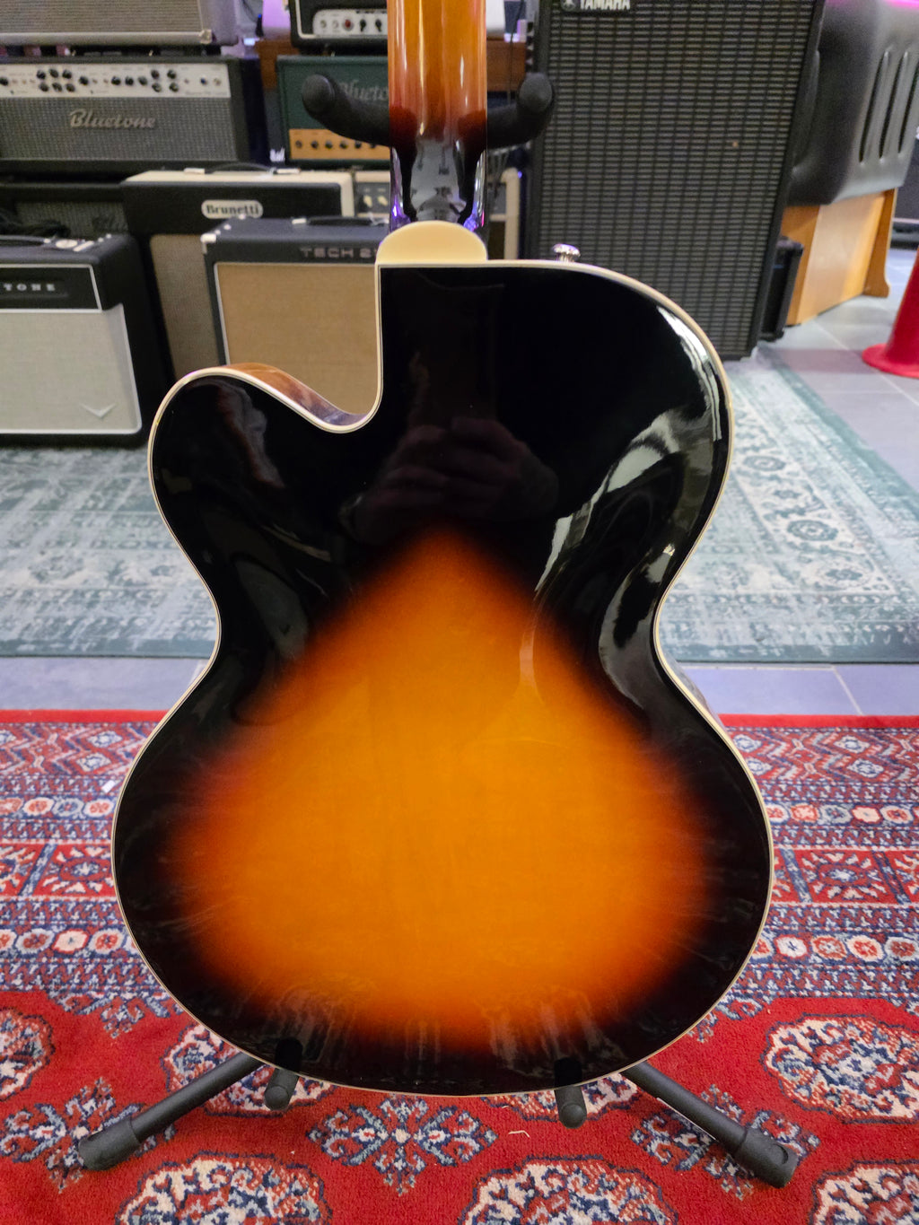 Gretsch Streamliner G2420 Aged Brooklyn Burst