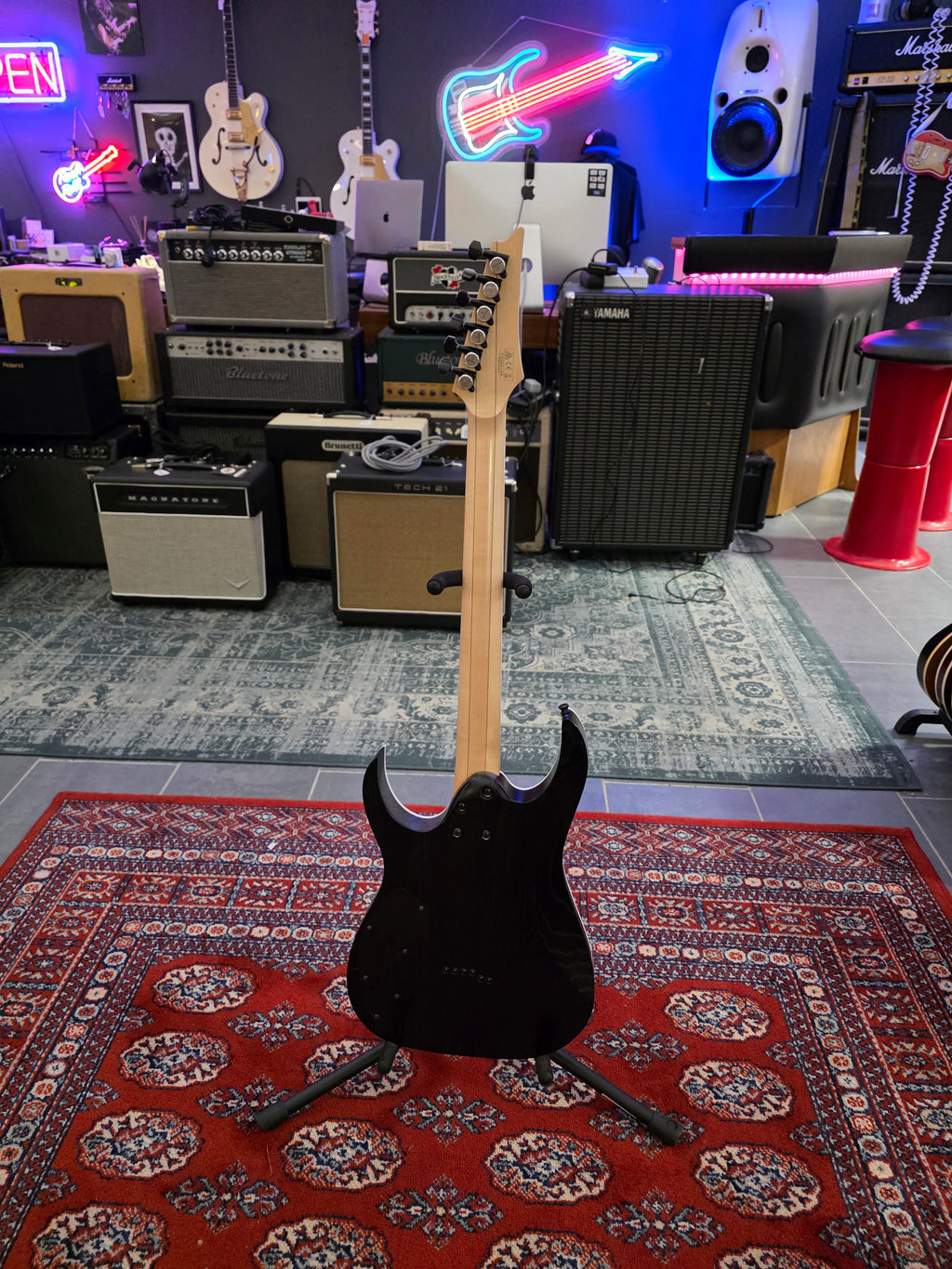 Ibanez RGR652AHBF-WK Prestige Weathered Black