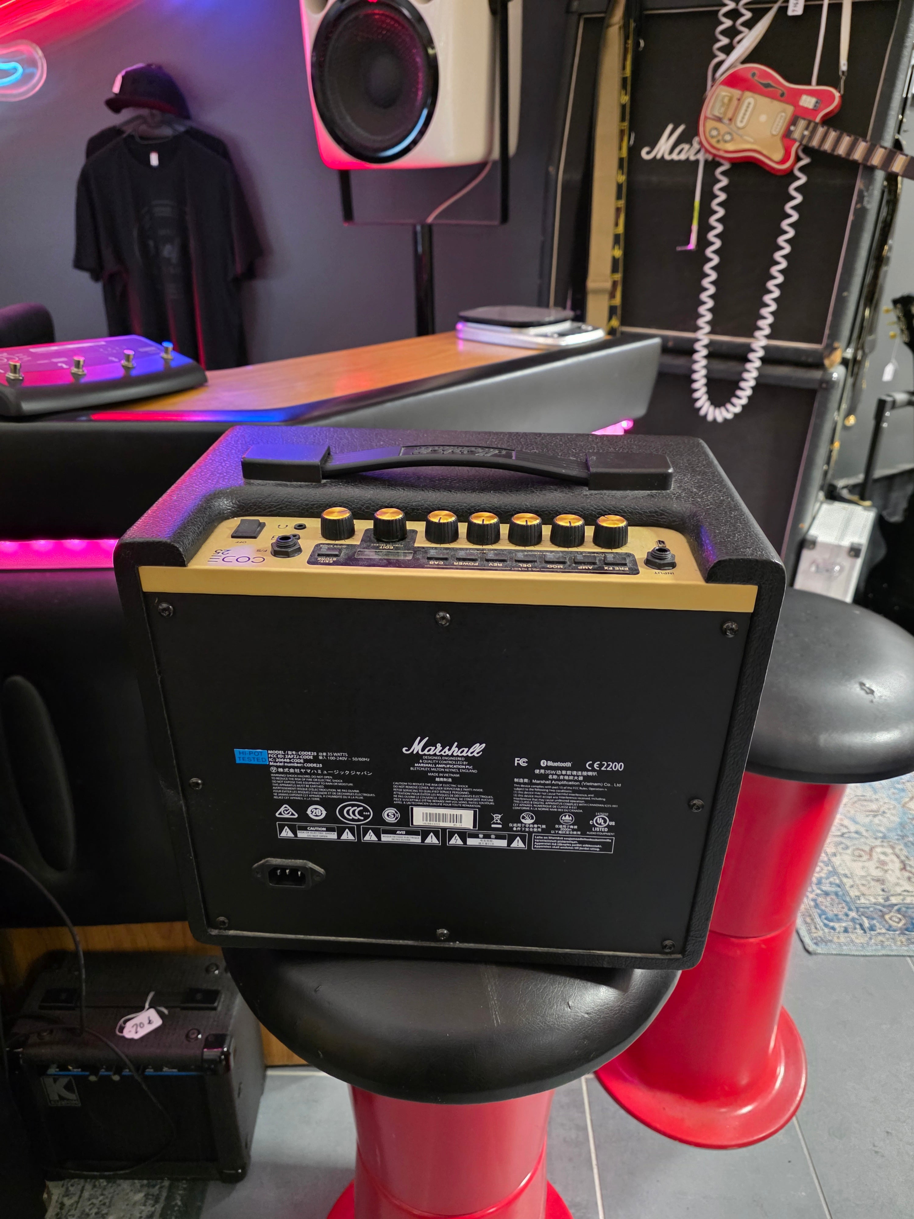 Marshall Code 25 w/ Programmable Footswitch