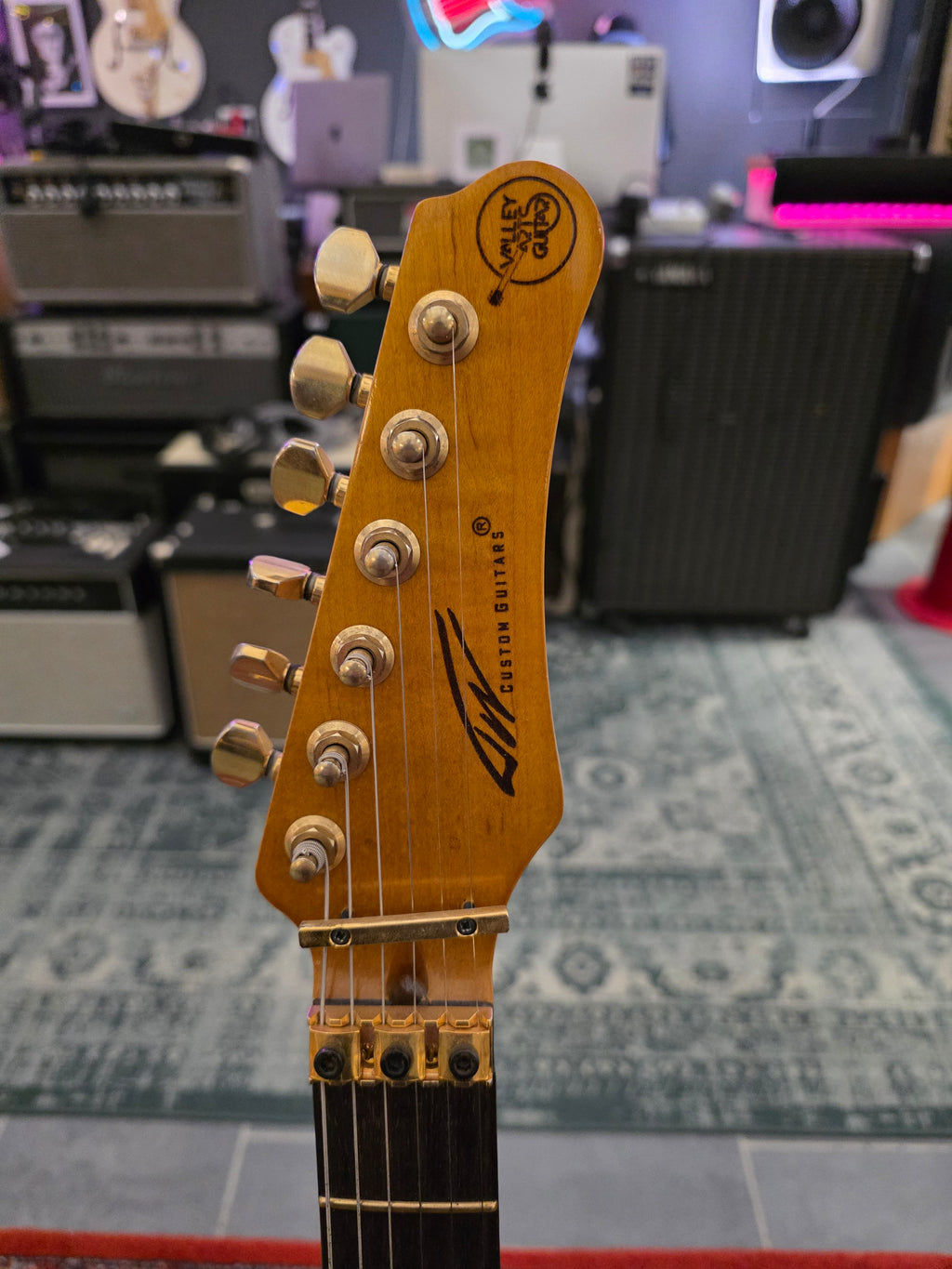 TW Custom Guitars / Valley Arts "LA Studio"