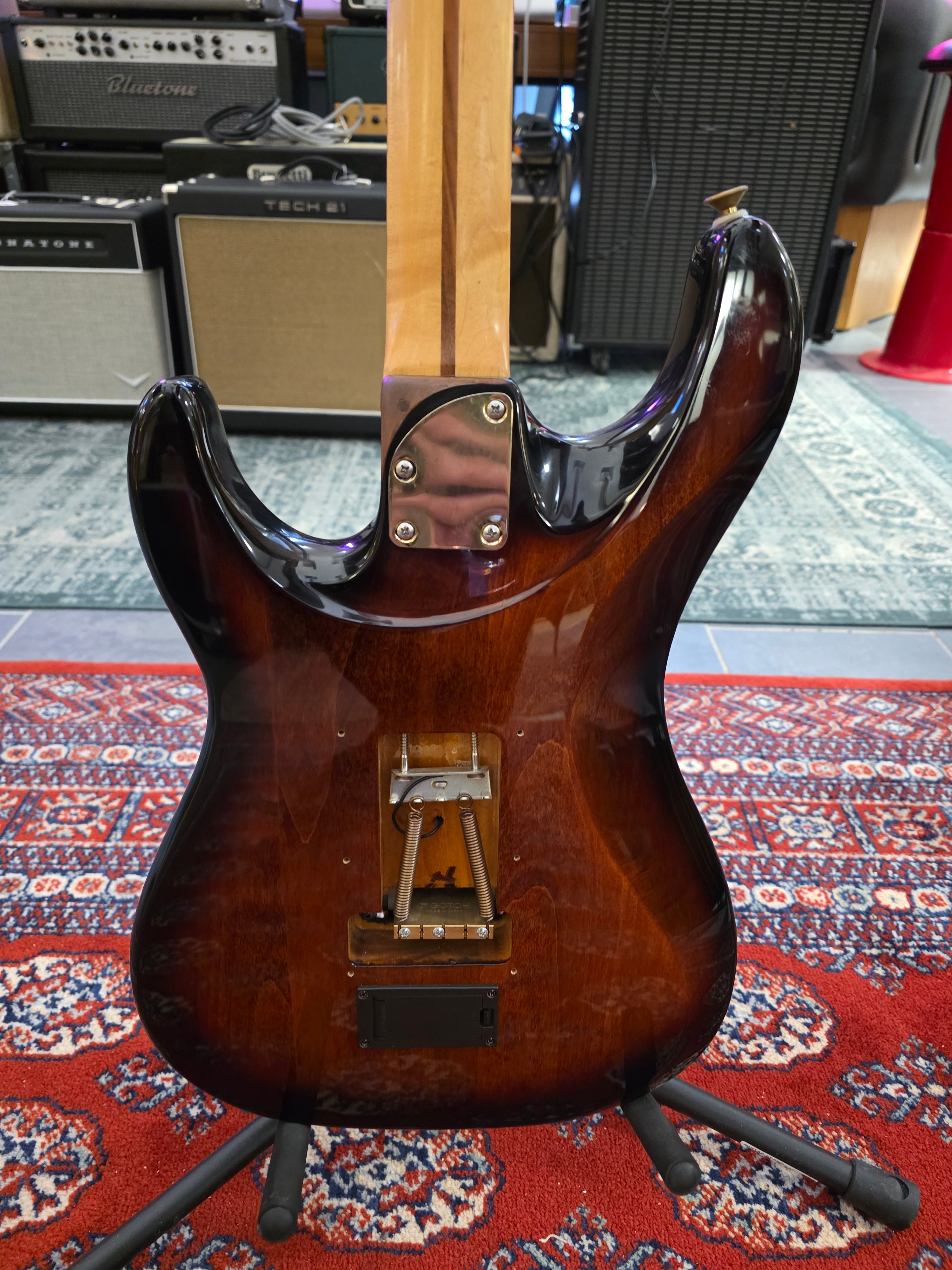 TW Custom Guitars / Valley Arts "LA Studio"