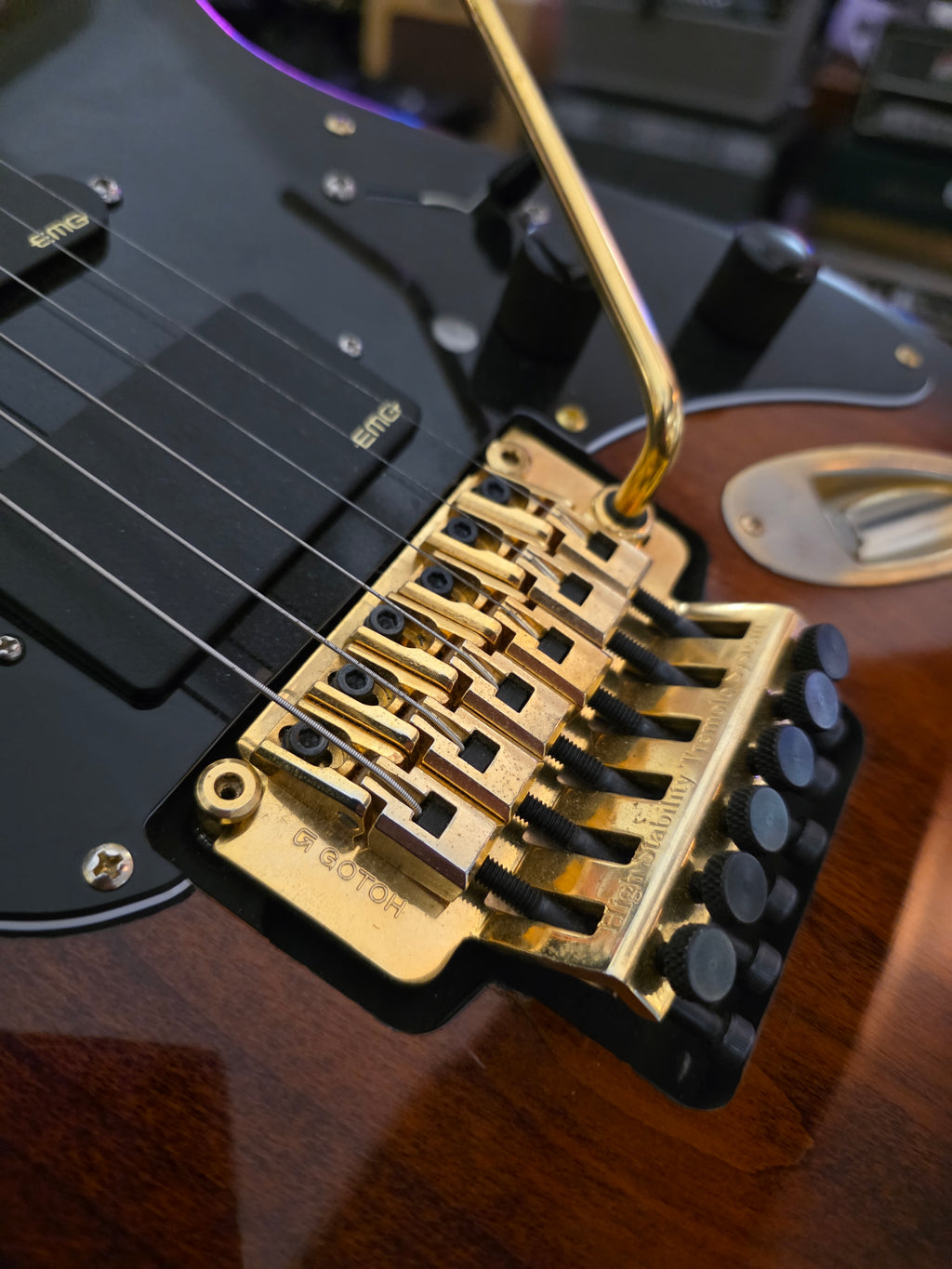 TW Custom Guitars / Valley Arts "LA Studio"