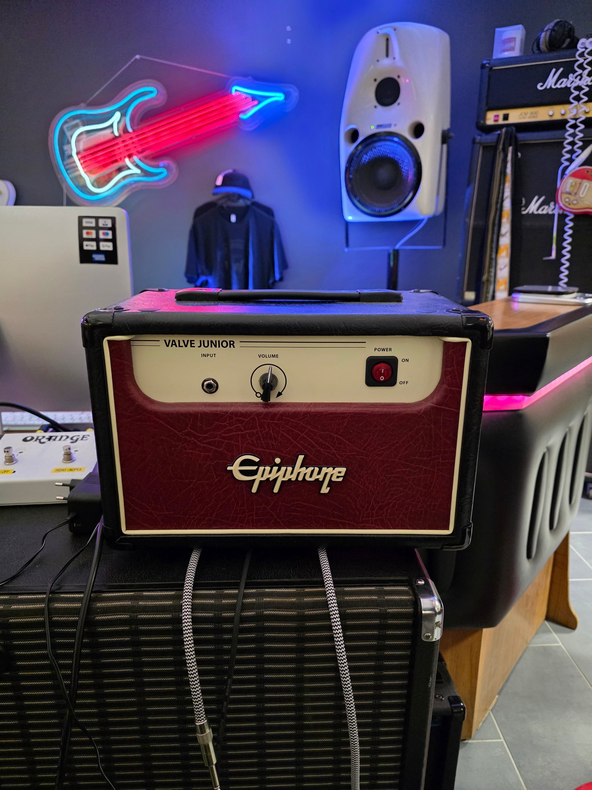 エピフォン バルブ ジュニア – Tonefest Guitar Gallery