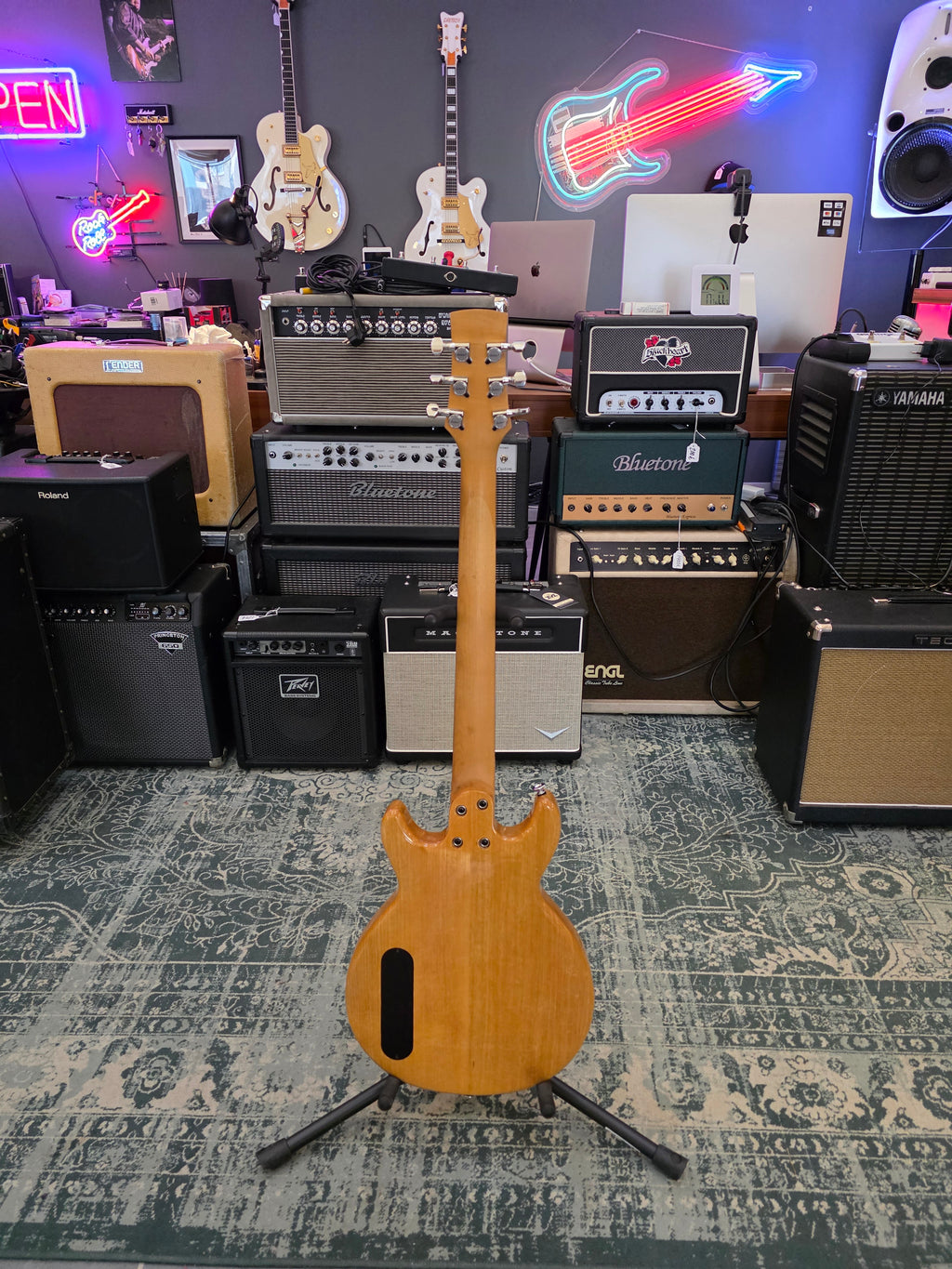 Jackson JJ1 Korina Scott Ian Signature