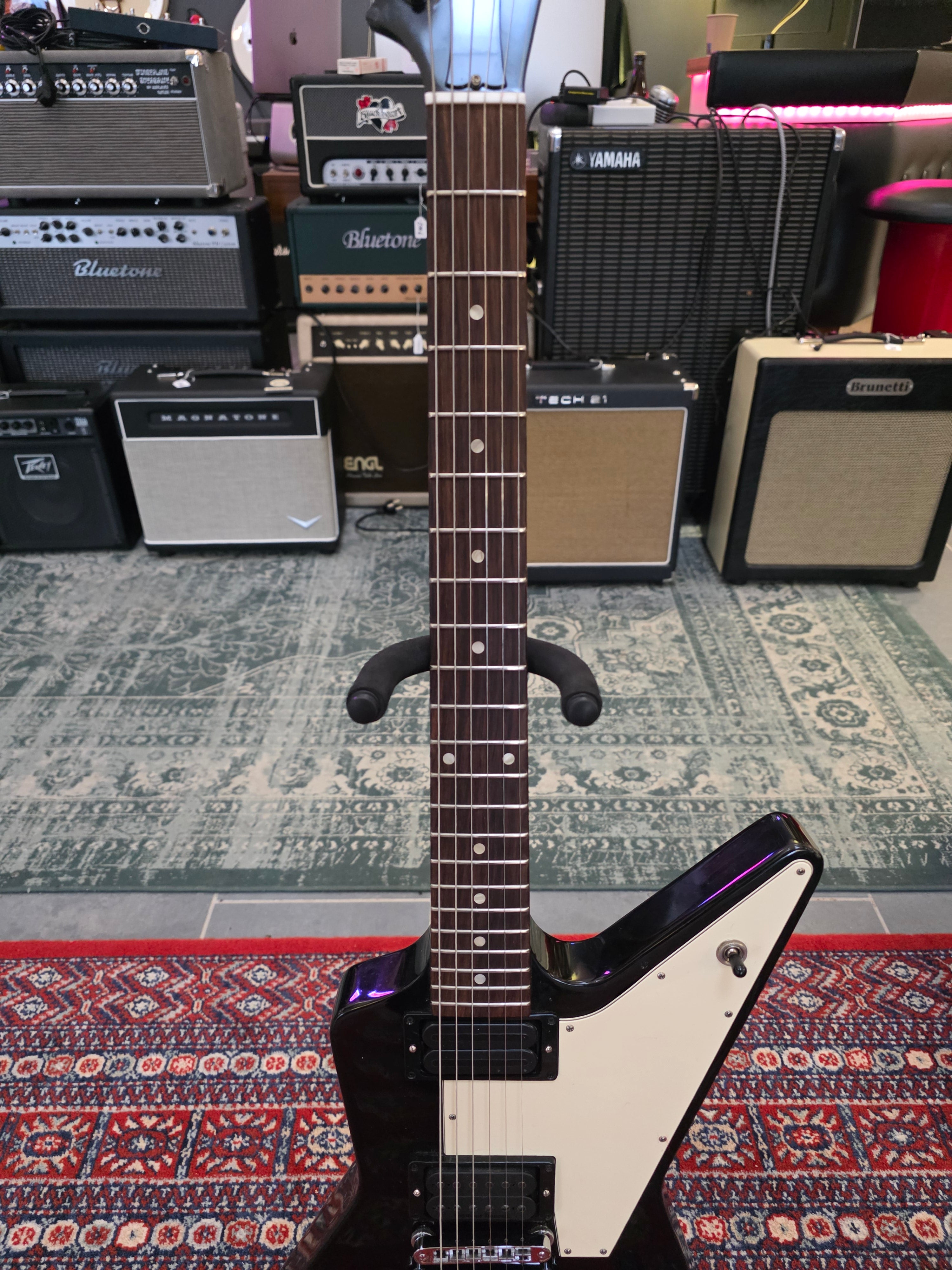 Gibson Explorer Ebony 2011