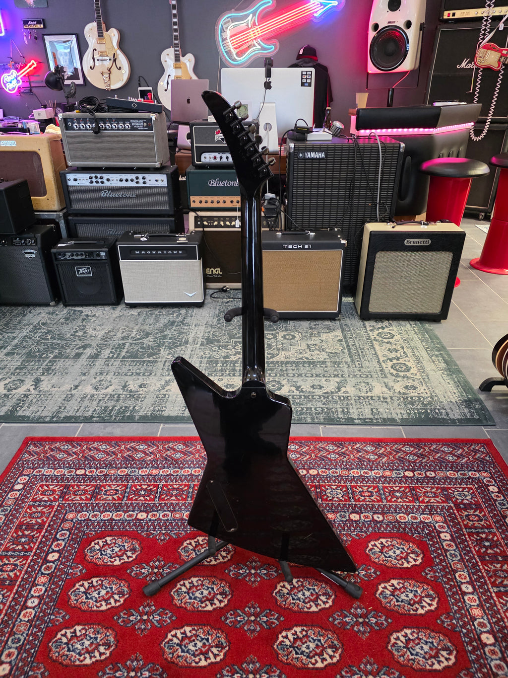Gibson Explorer Ebony 2011