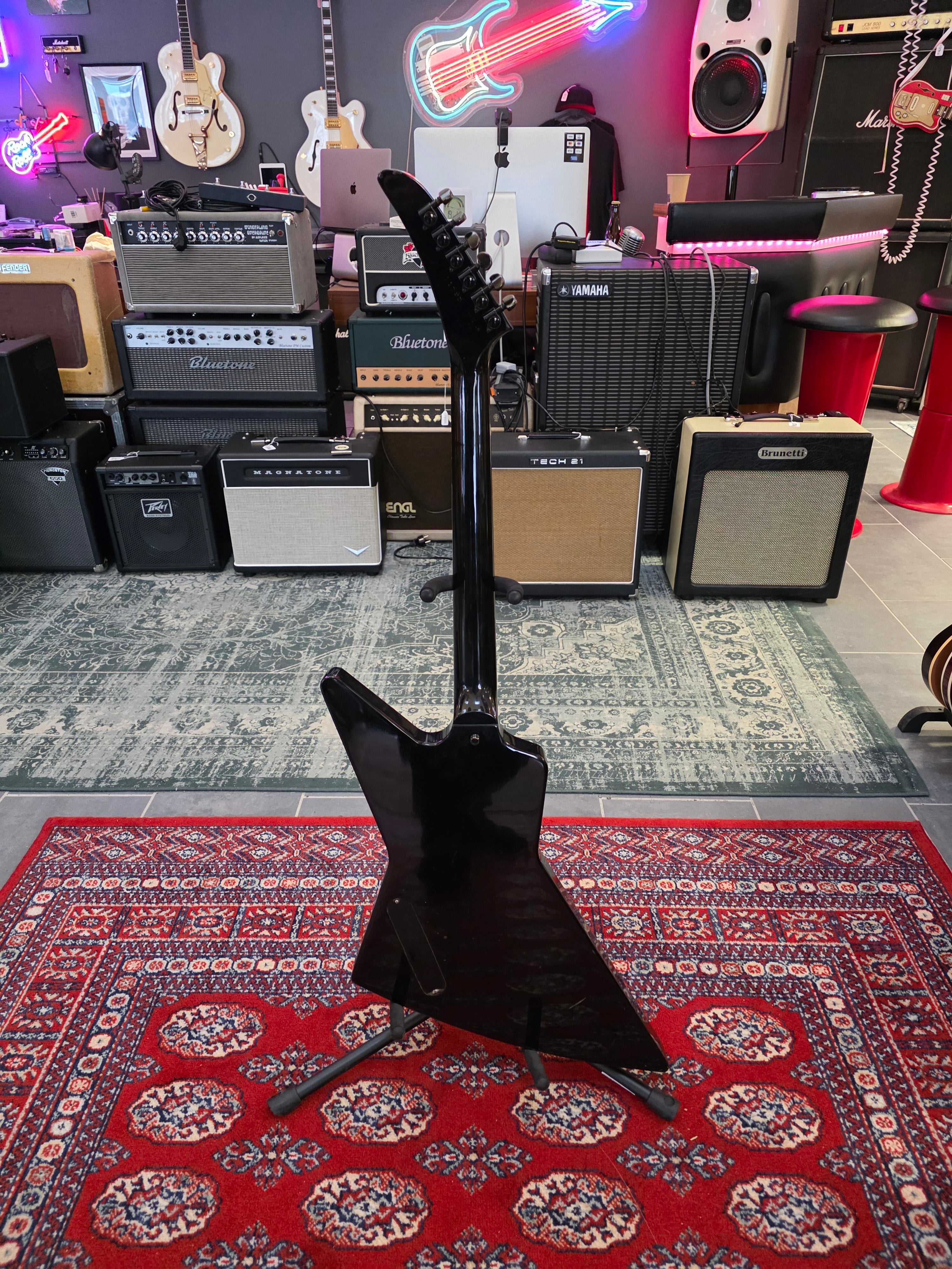 Gibson Explorer Ebony 2011