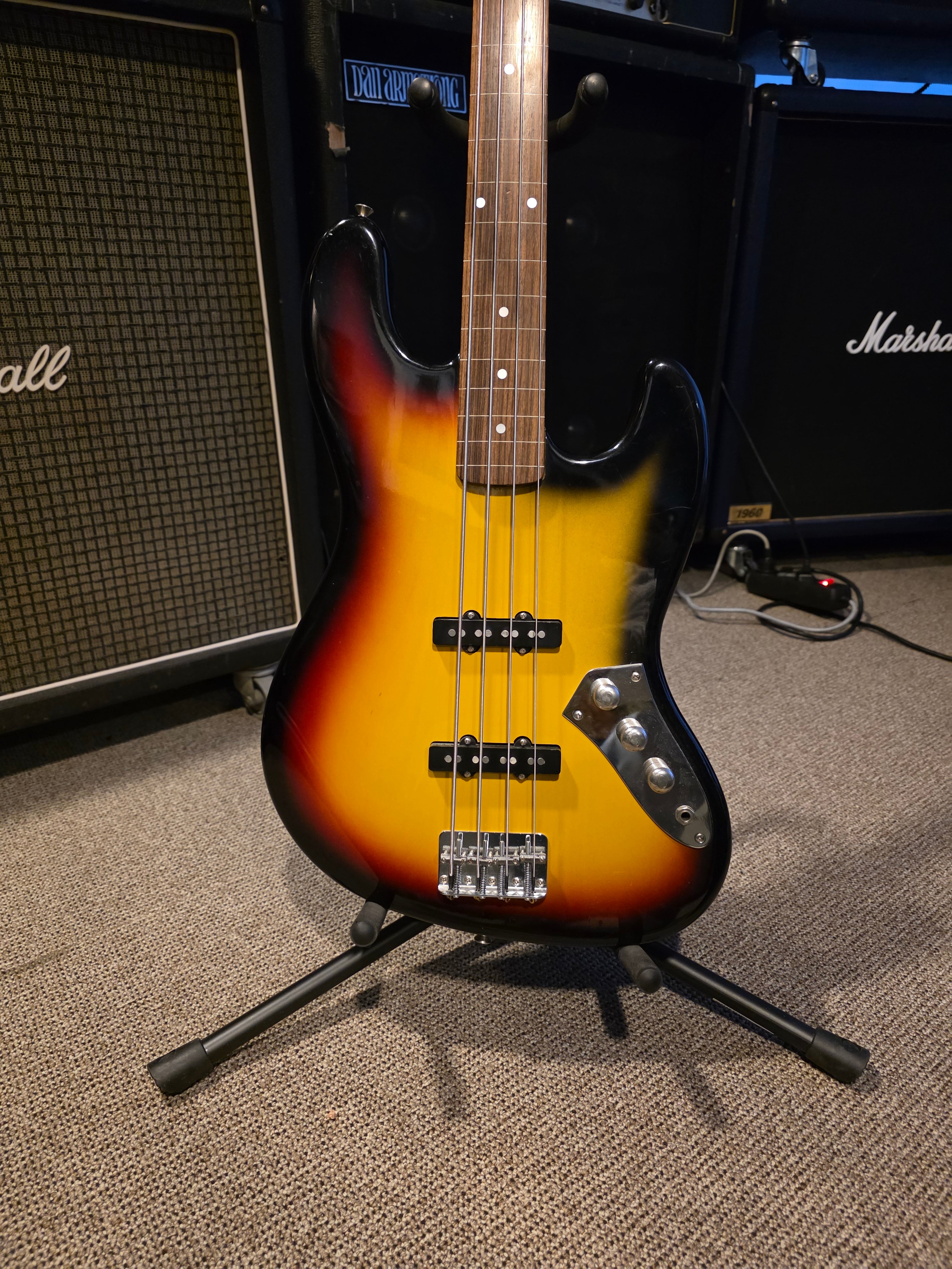 Tokai JB85YSR 1980s Fretless "Jaco"