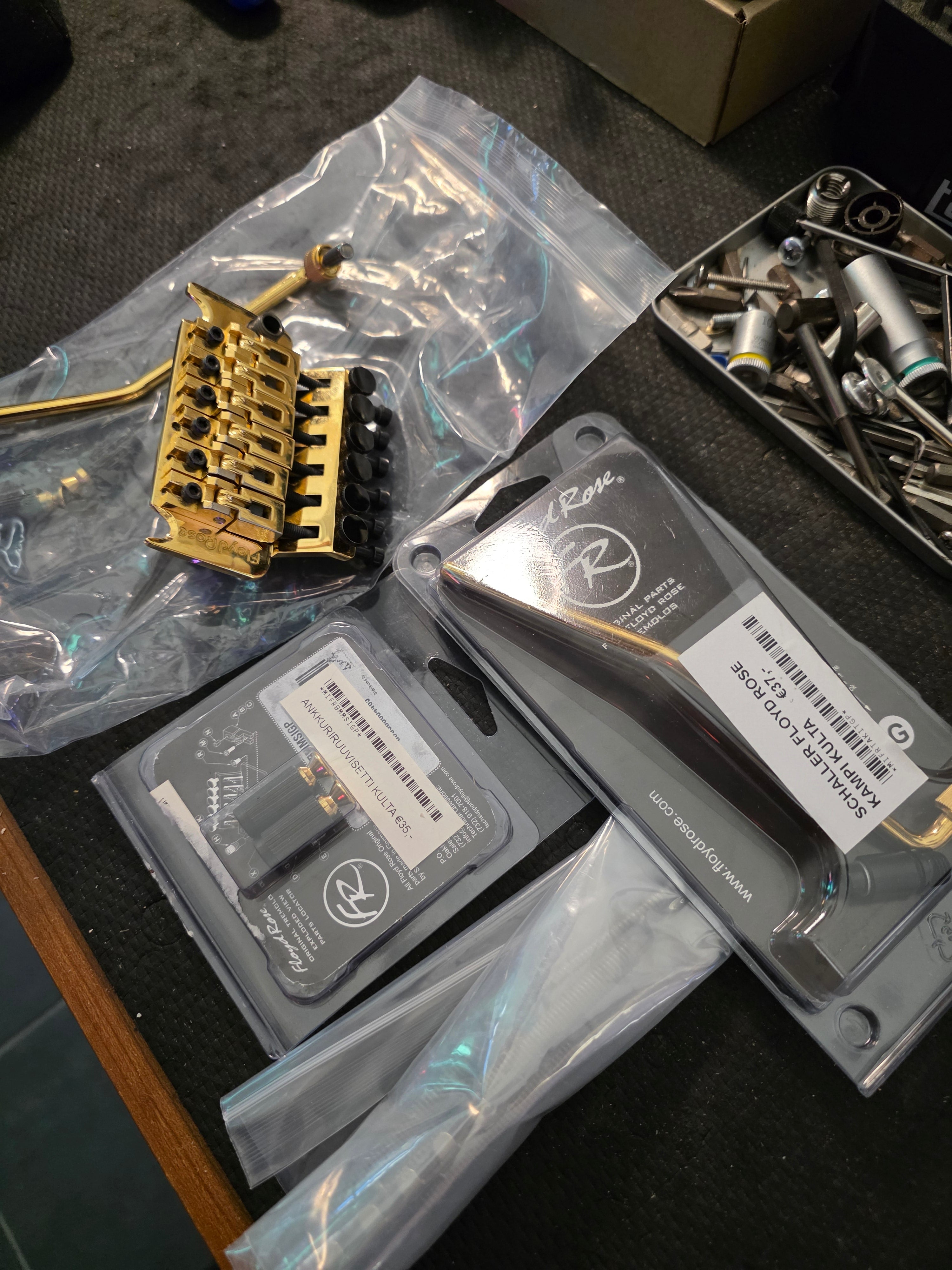 Original Floyd Rose Gold