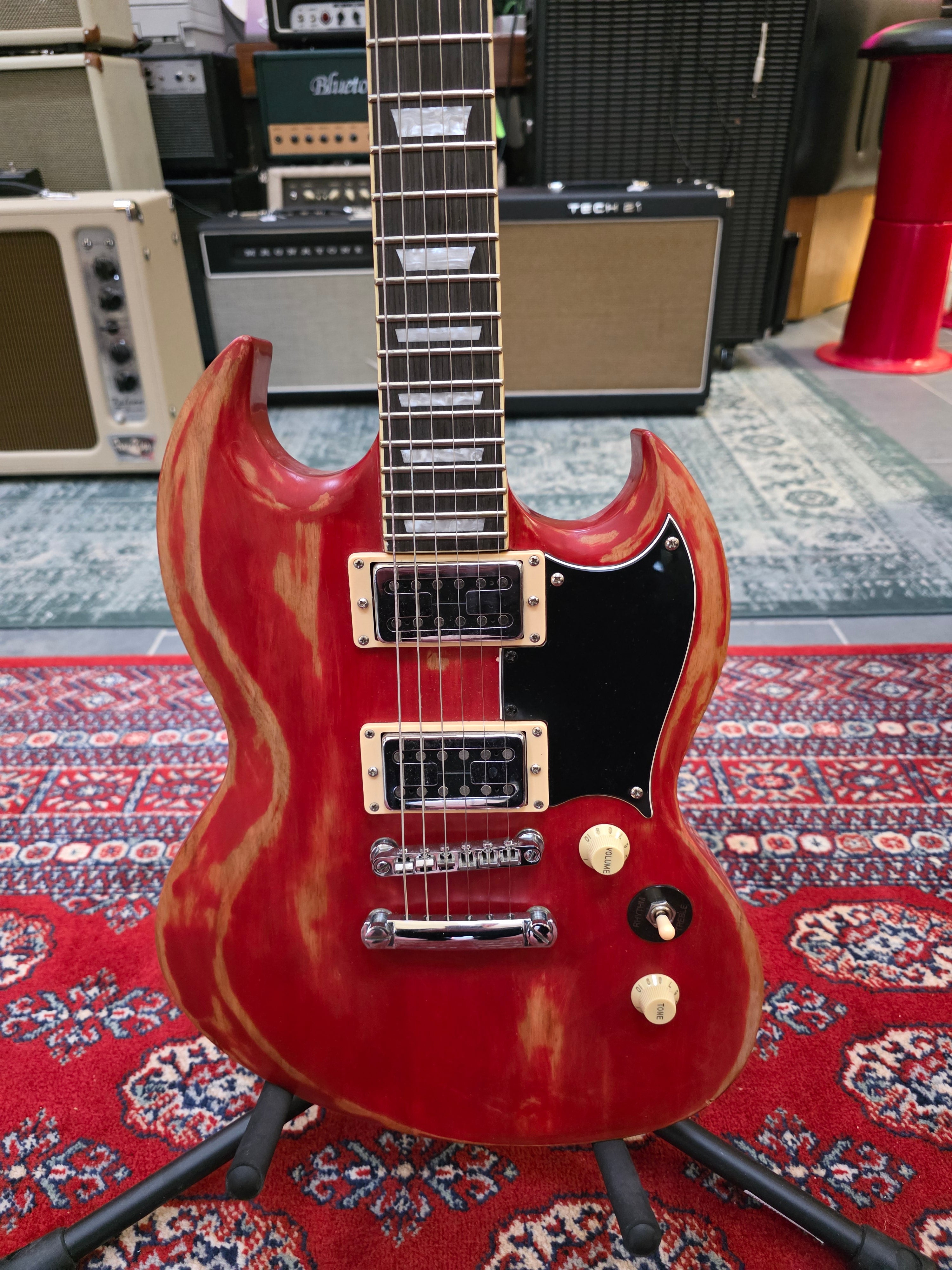 Kitaraverstas JG modded SG "Eve"