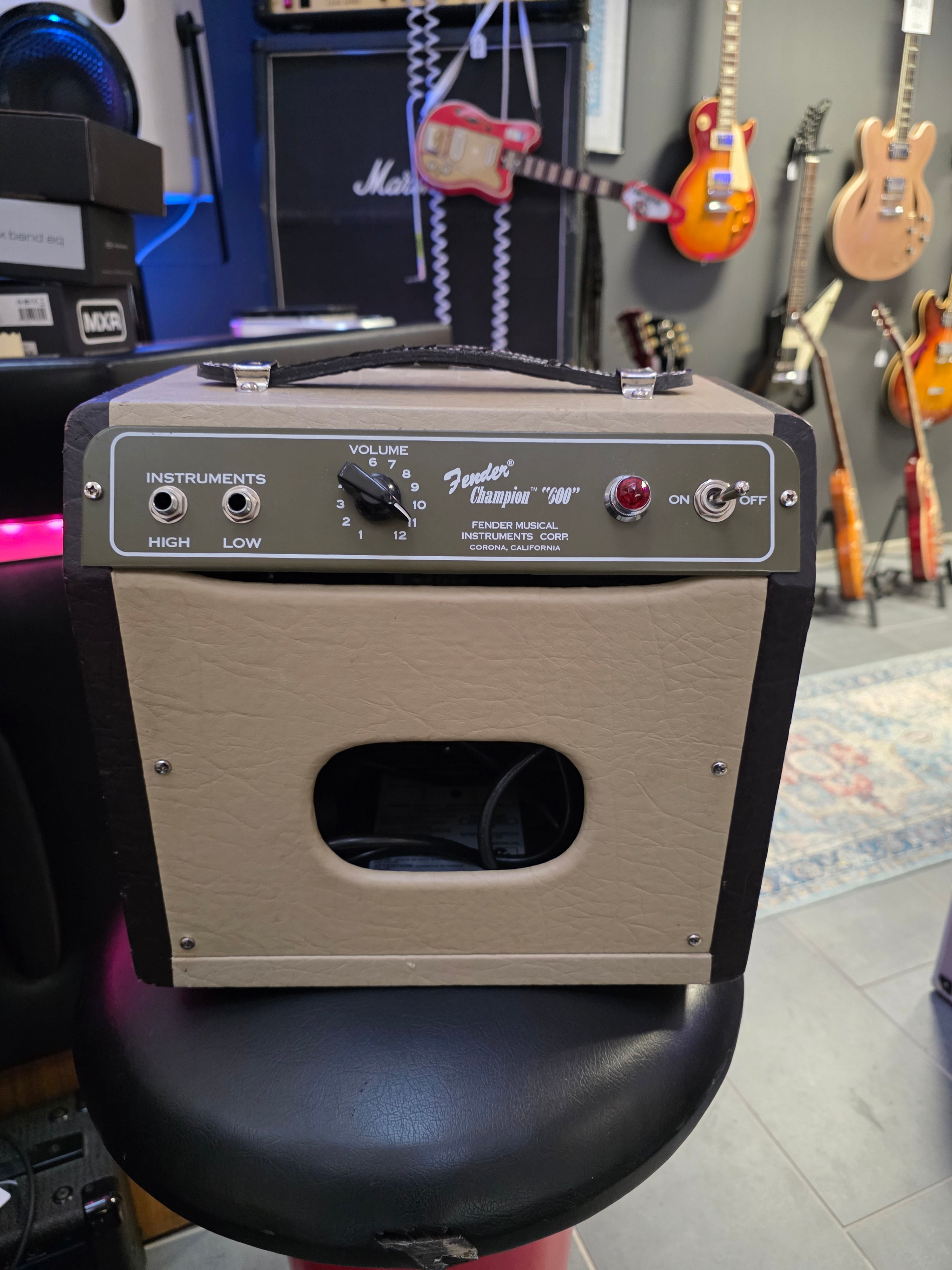 Fender Champion 600