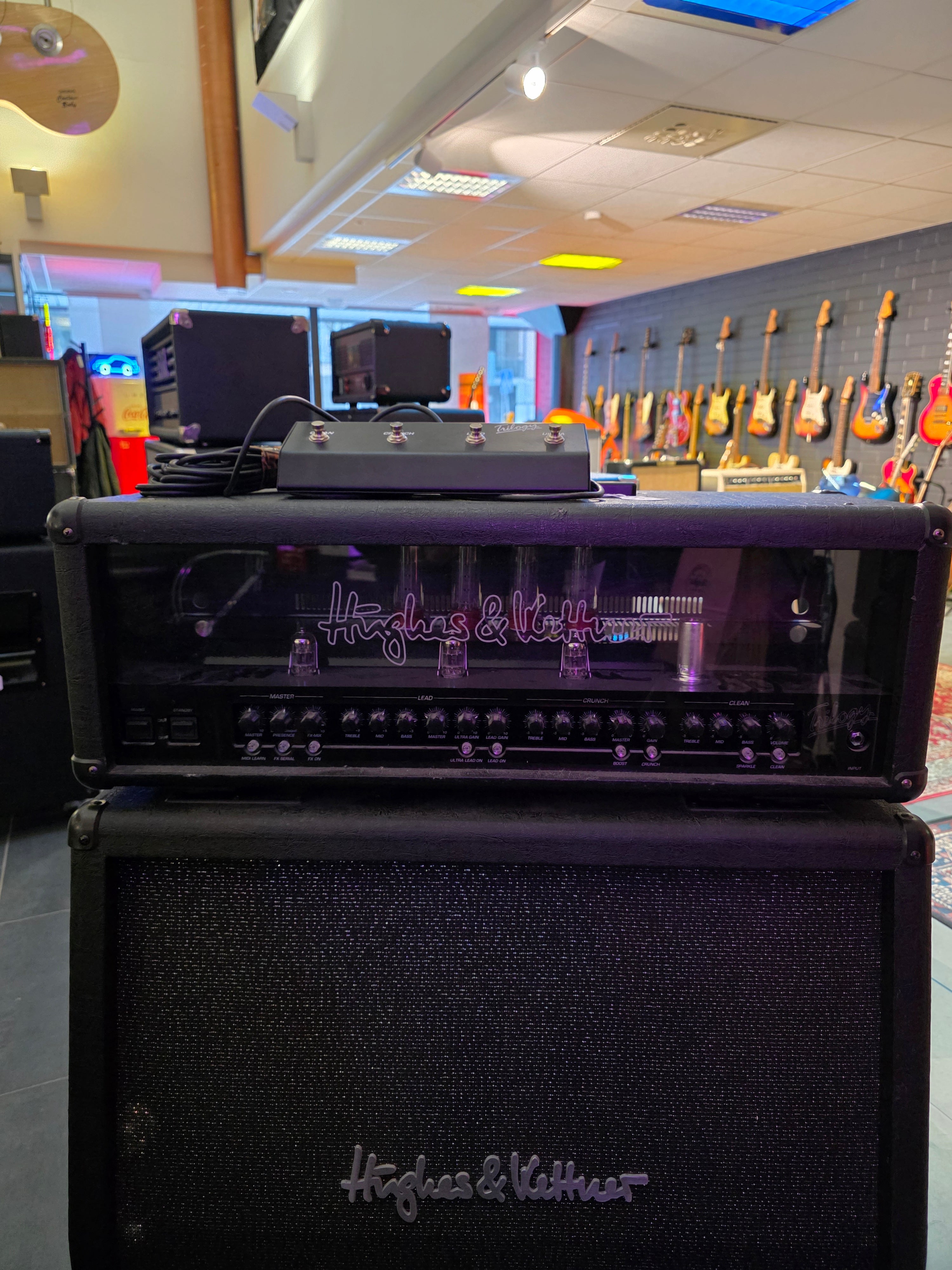 Hughes & Kettner Trilogy 100W Head w/ Hughes & Kettner VC 412 A 30 Cabinet