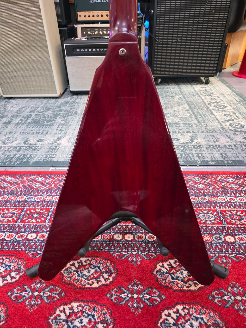 Gibson Flying V 67 2005 Cherry
