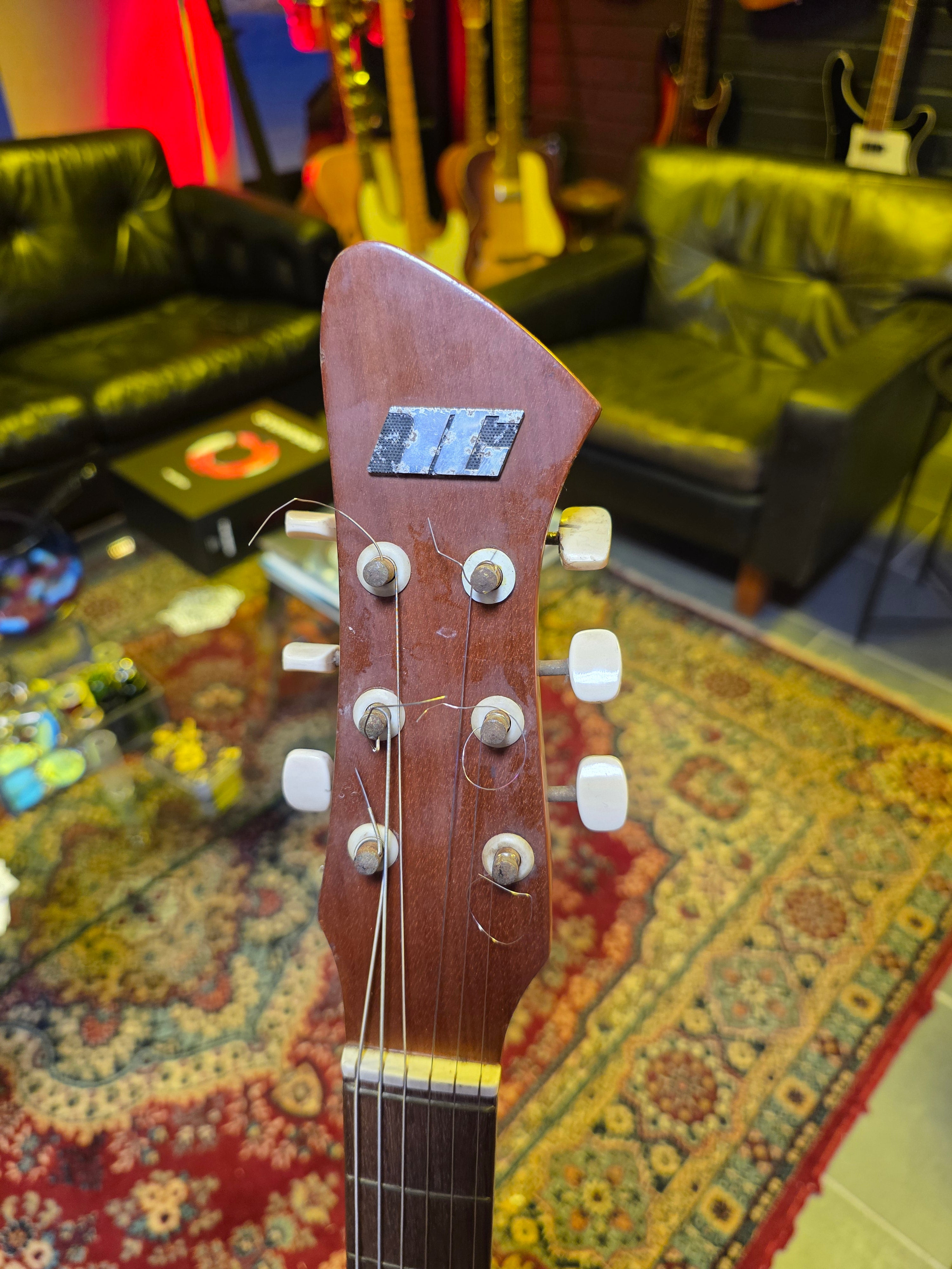 Tokai Hummingbird 75S 1967 White