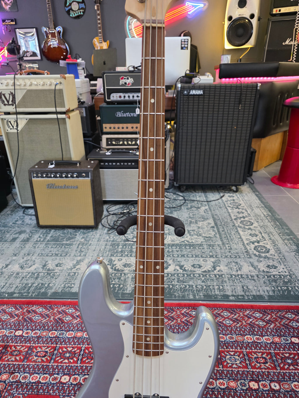 Squier Affinity Series J-Bass