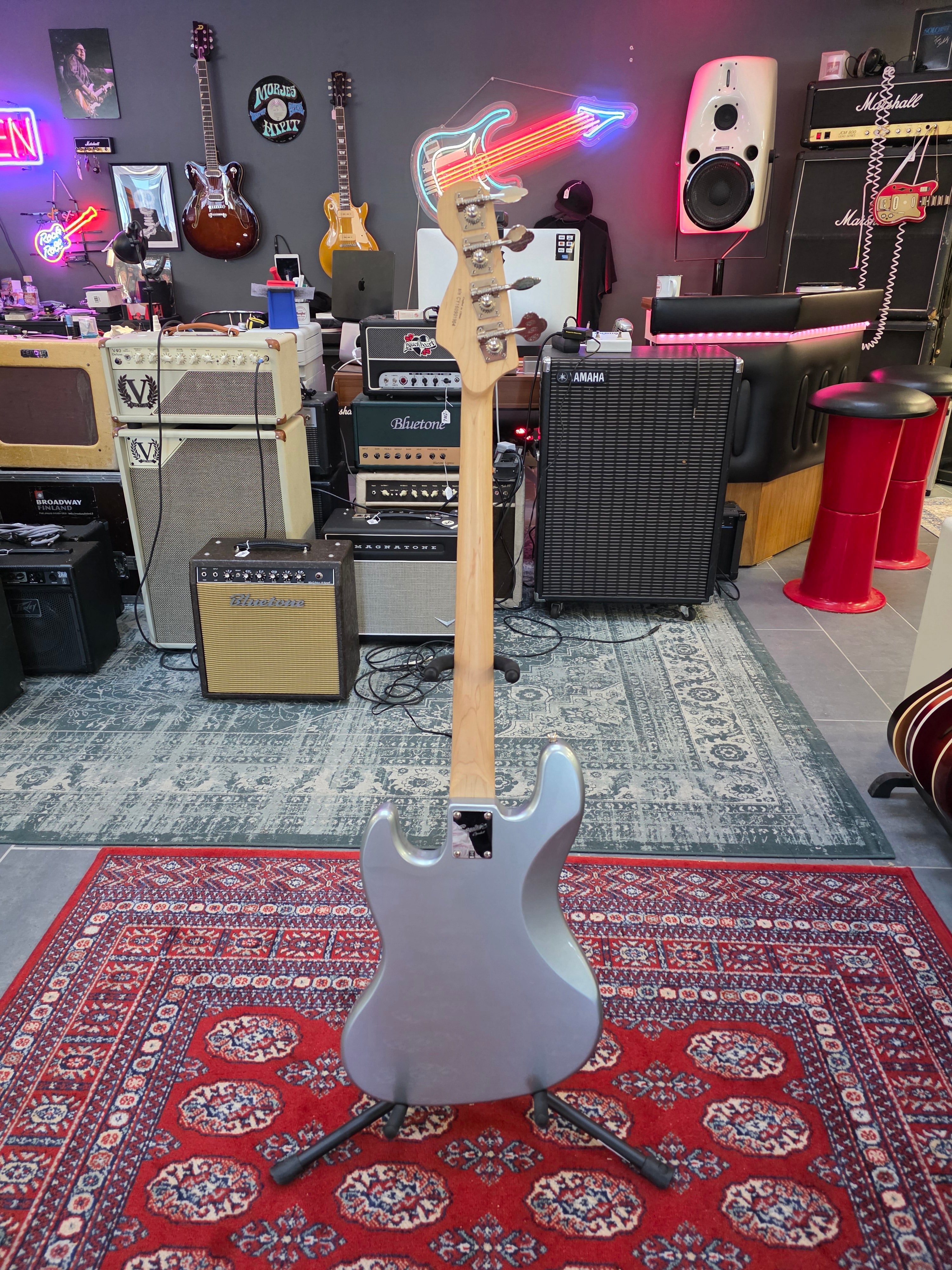Squier Affinity Series J-Bass