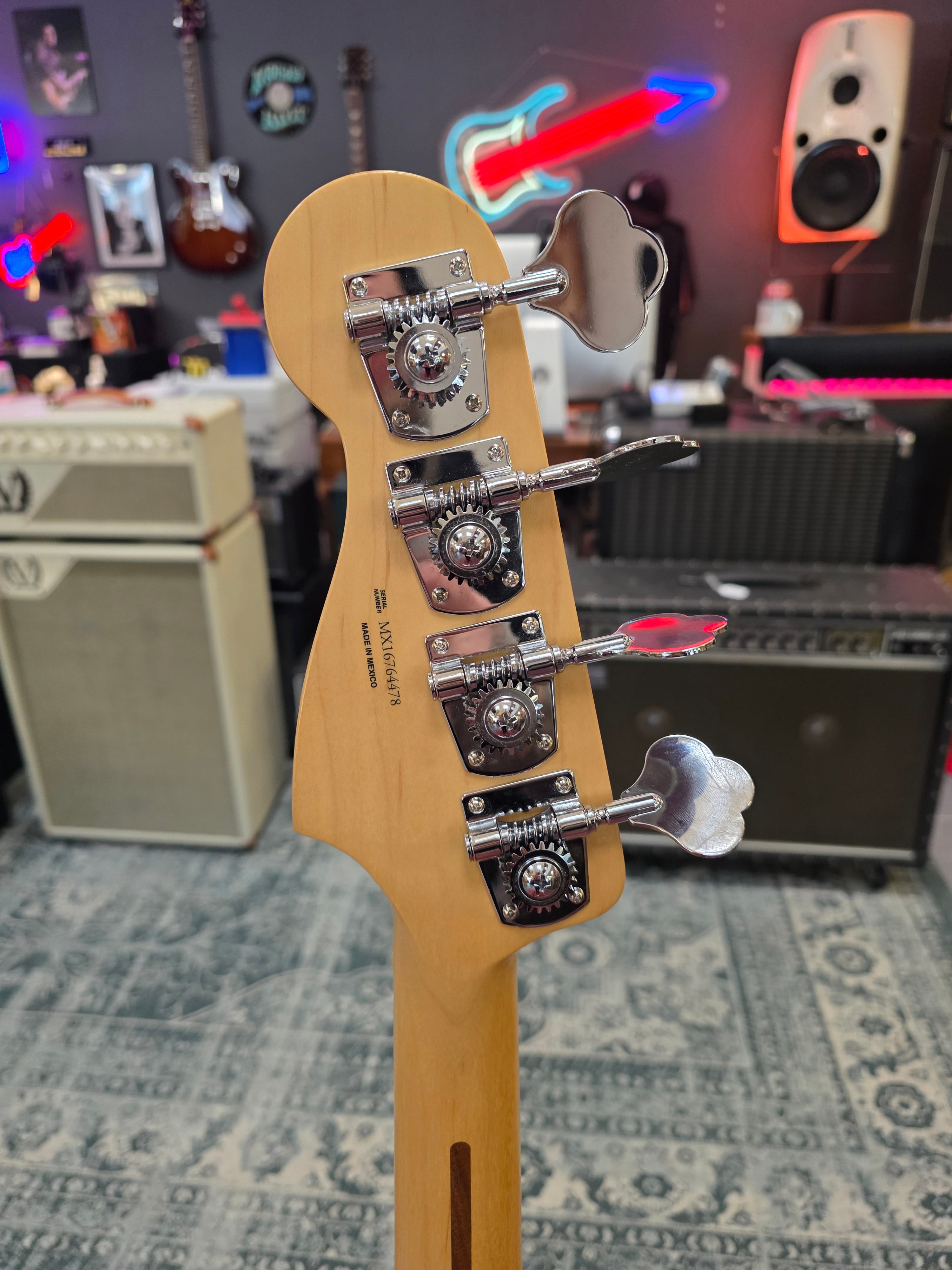 Fender Standard Precision Bass CAR 2016