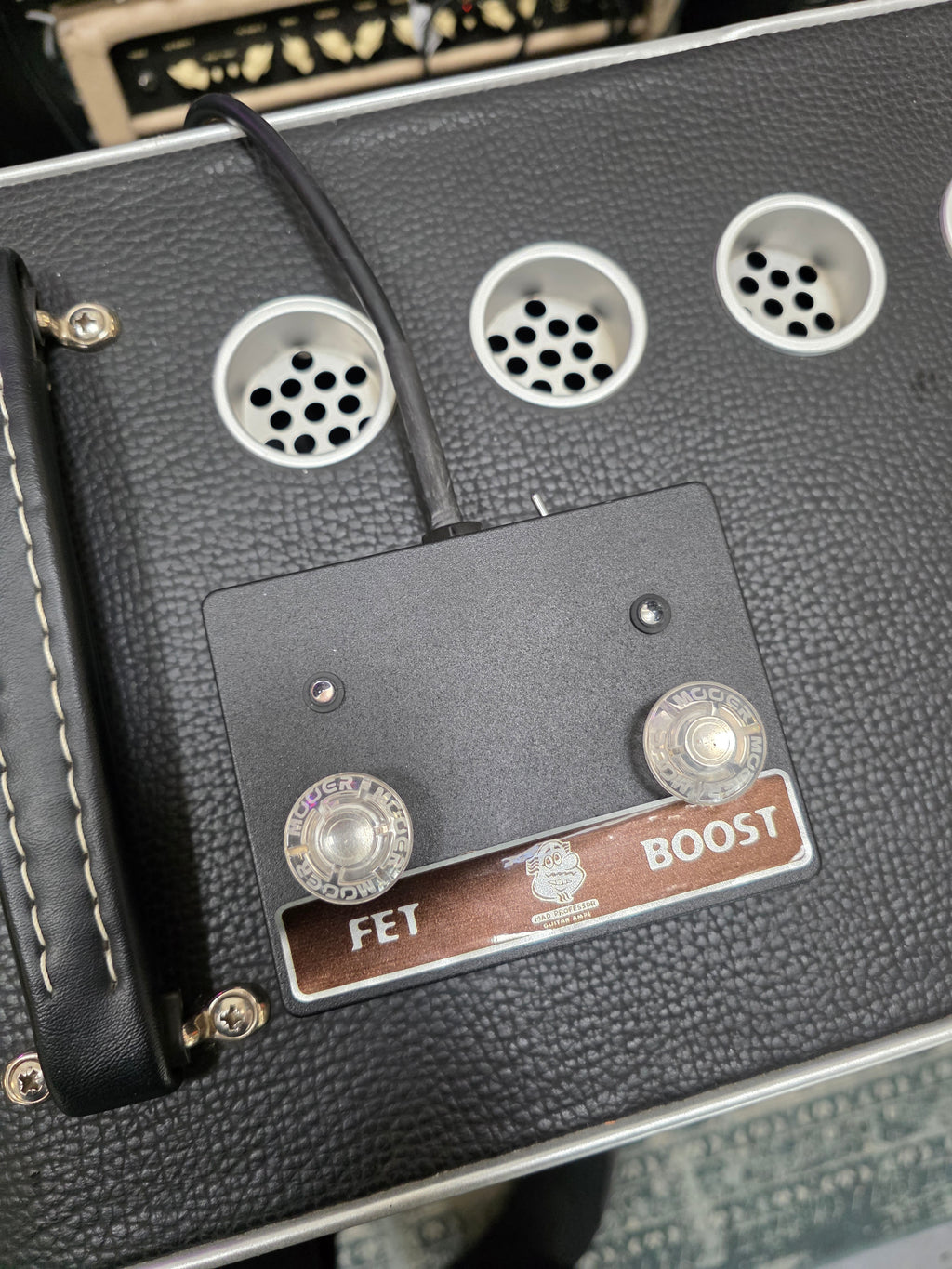 Mad Professor CS40 2007 con gabinete 2x12" Número de serie 068