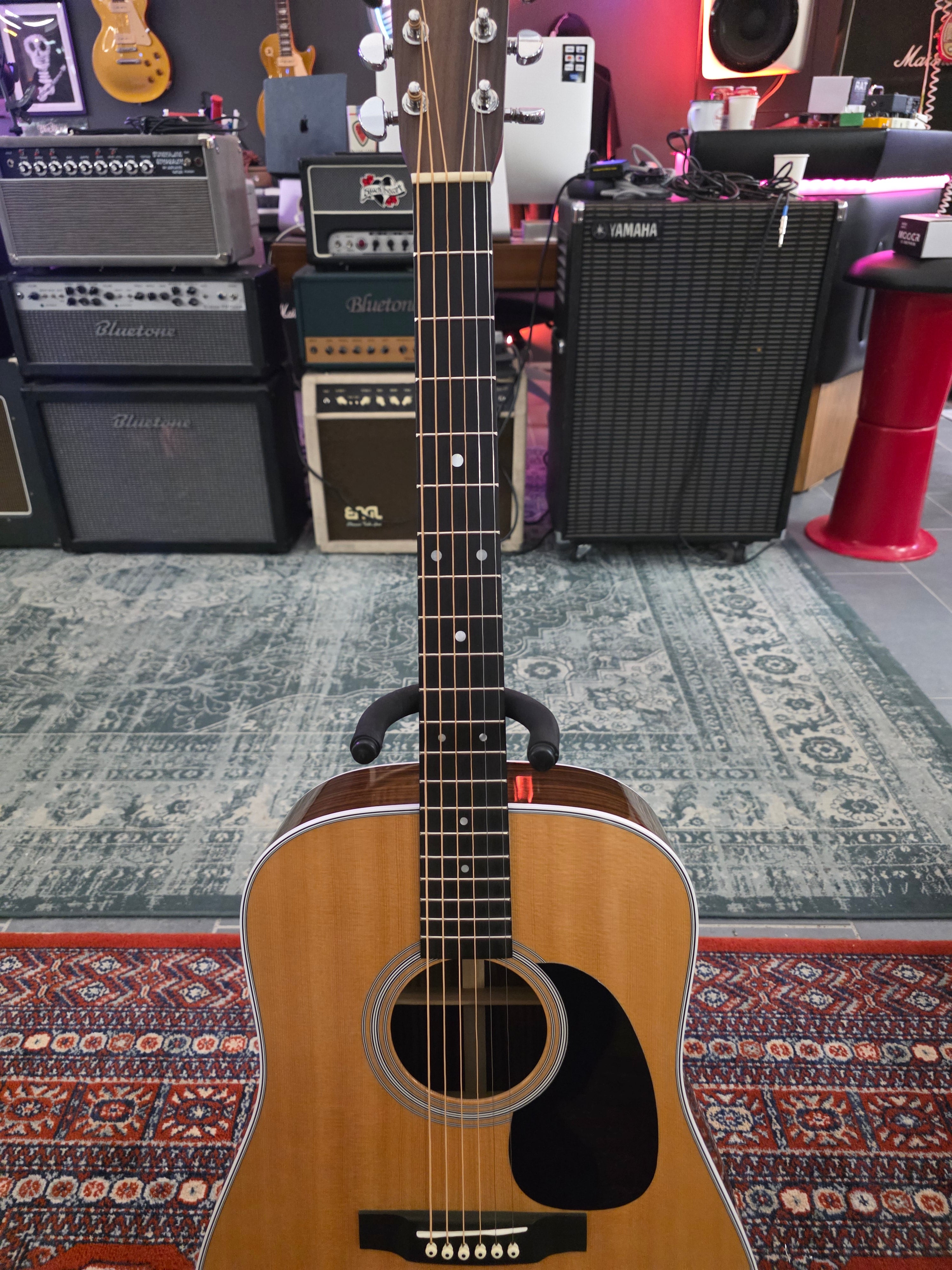 Martin D-28