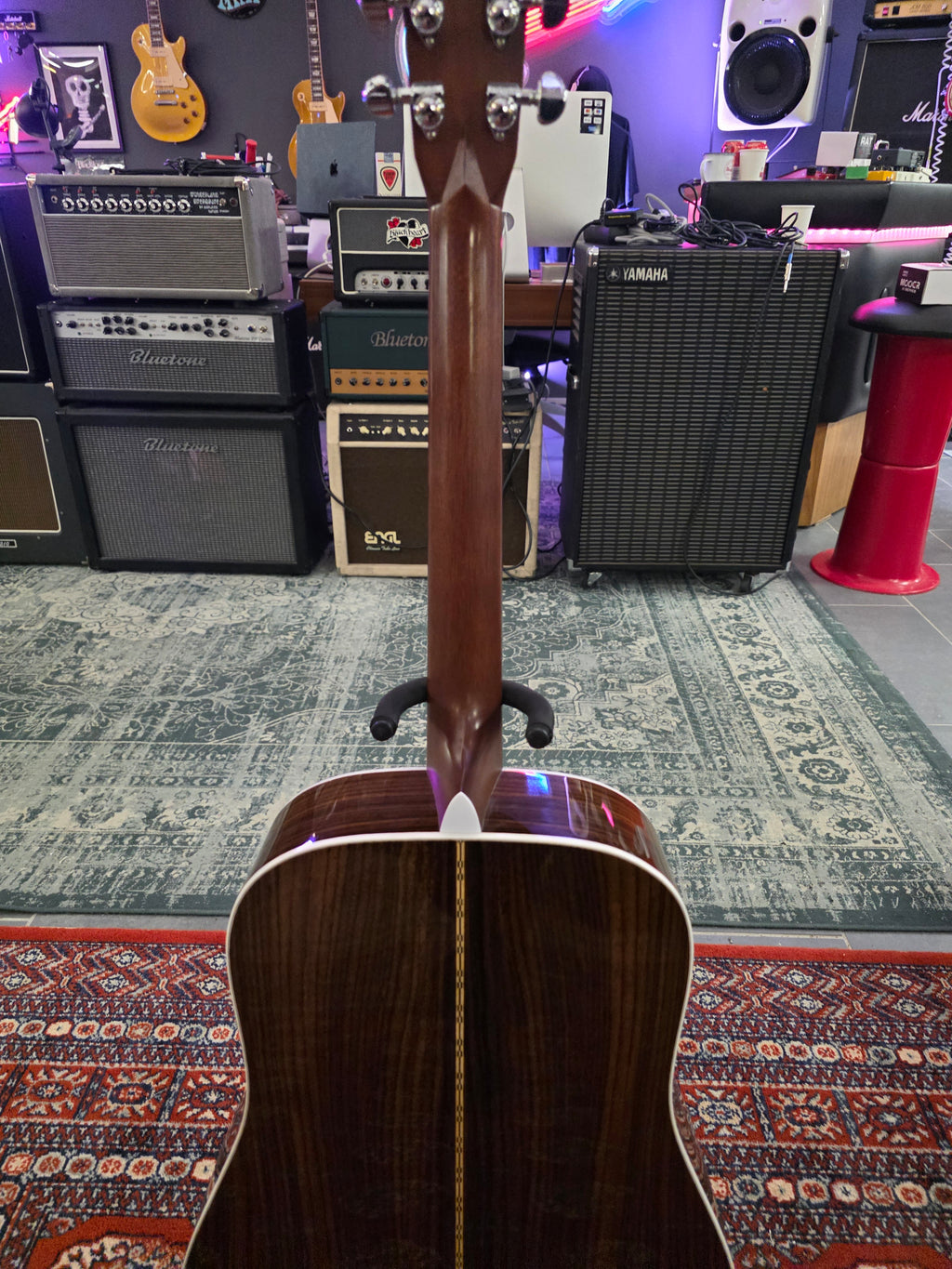 Martin D-28