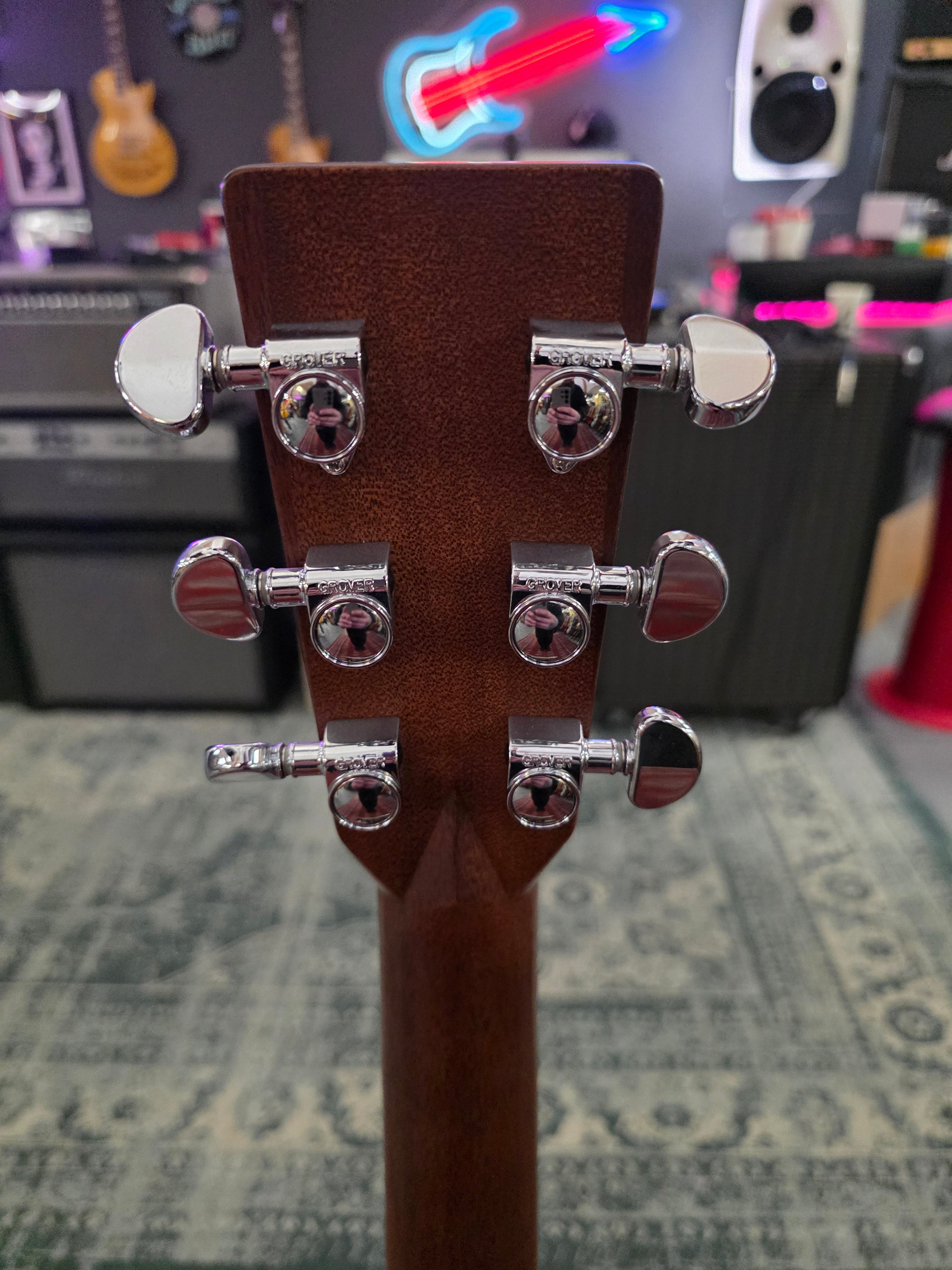 Martin D-28