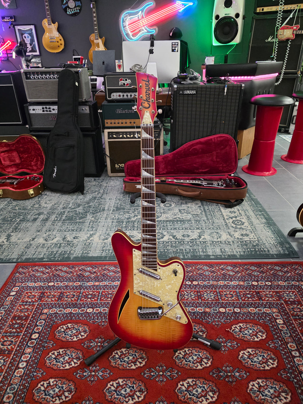 Charvel Surfcaster Starglow 1993
