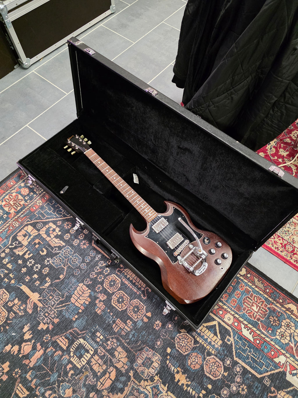 Gibson SG Special Faded Worn Brown w/ Original Bigsby