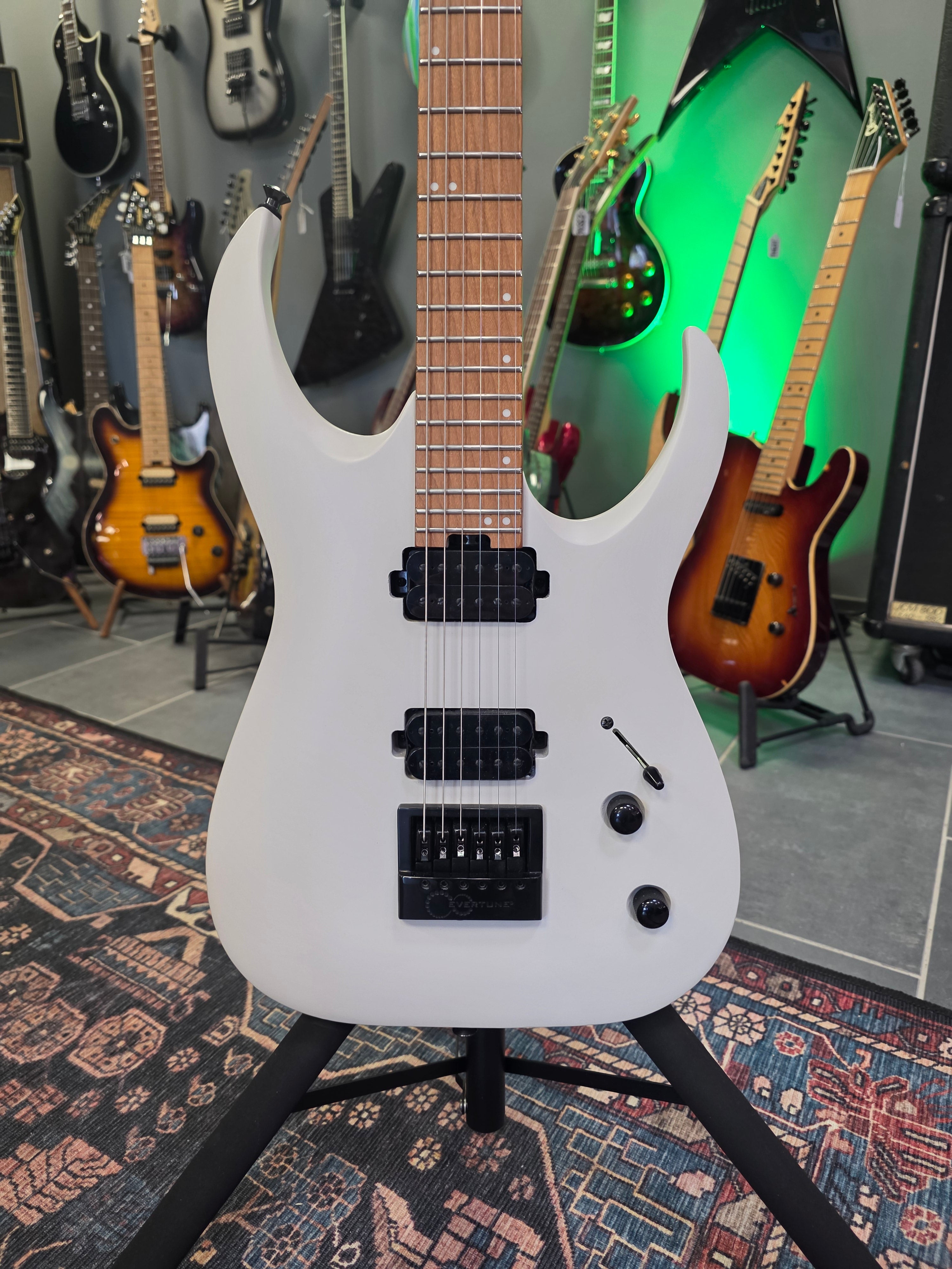 Jackson Pro Plus Series Signature Misha Mansoor Juggernaut ET6 2022