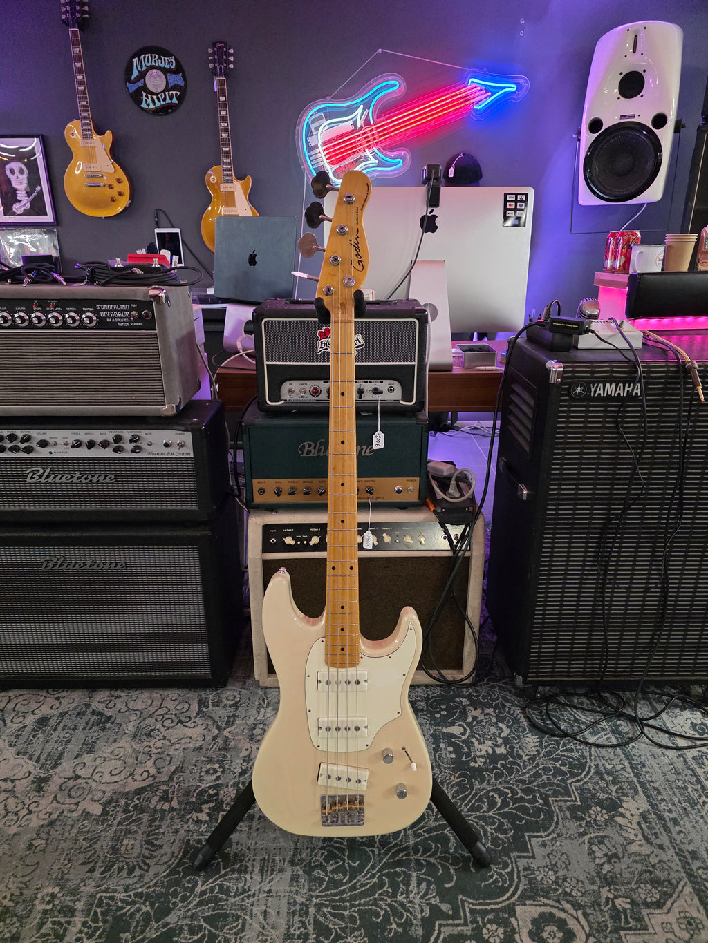 Godin Shifter 4