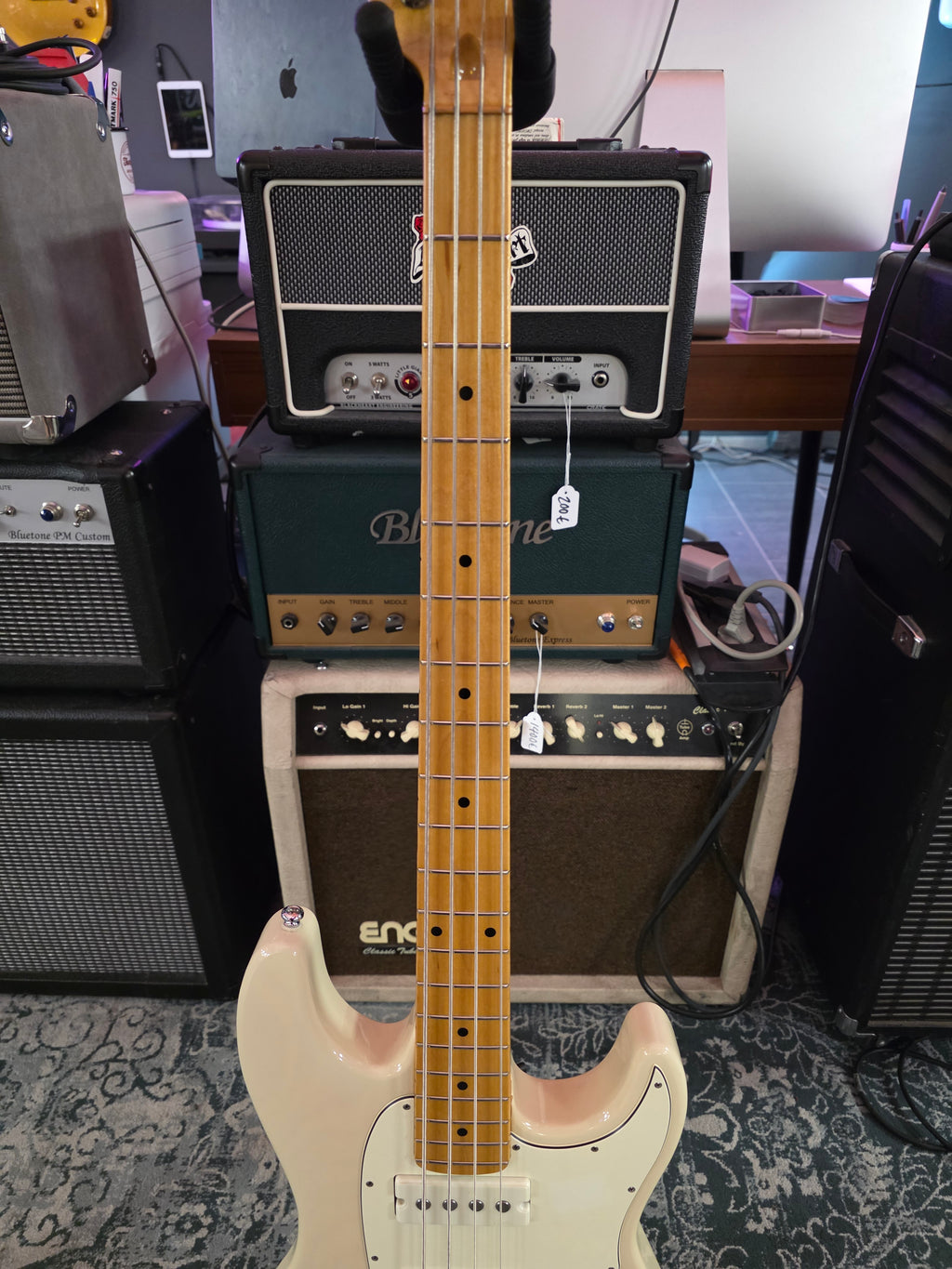 Godin Shifter 4